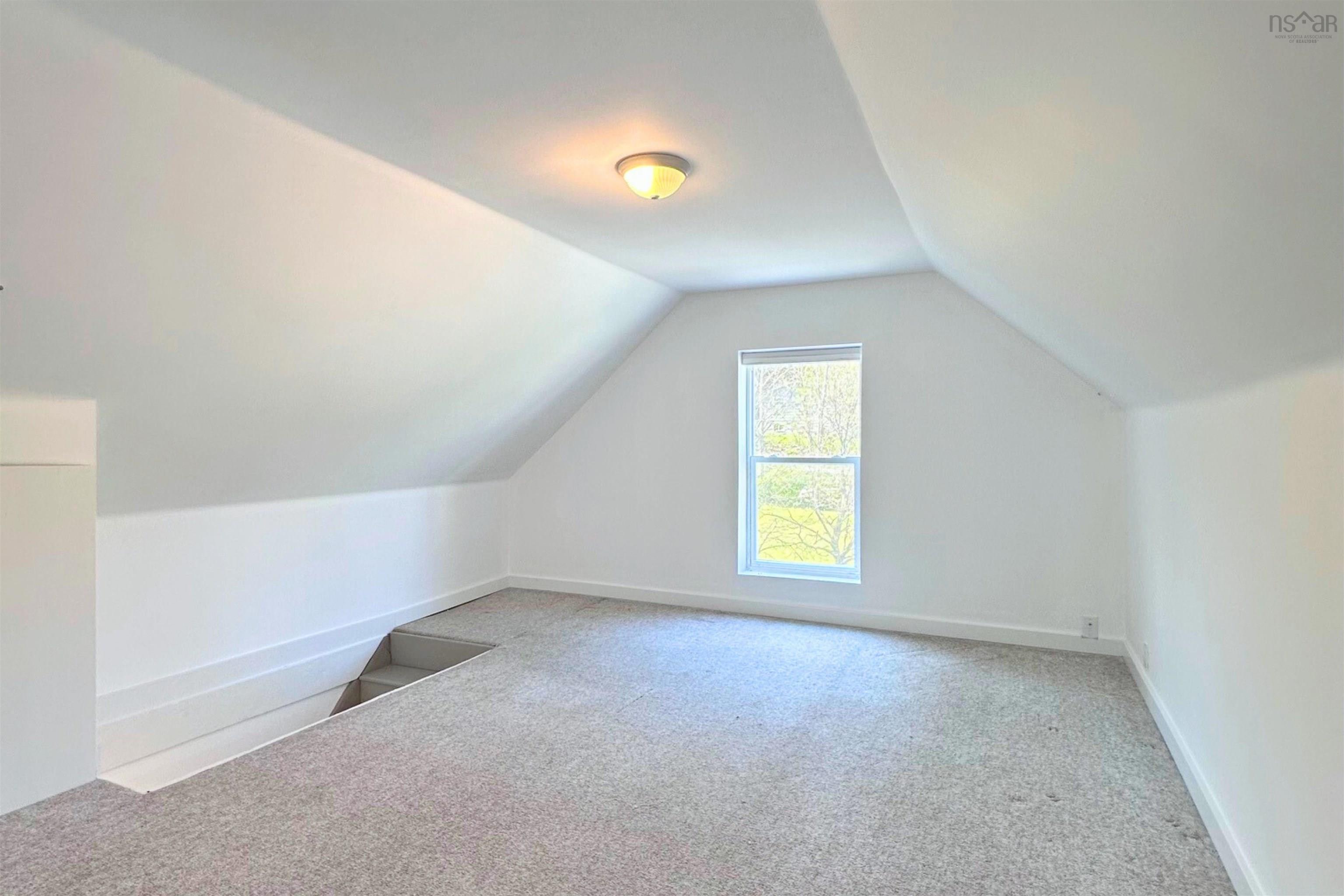 $369,900.00: 2296 Conquerall Road, Conquerall Bank