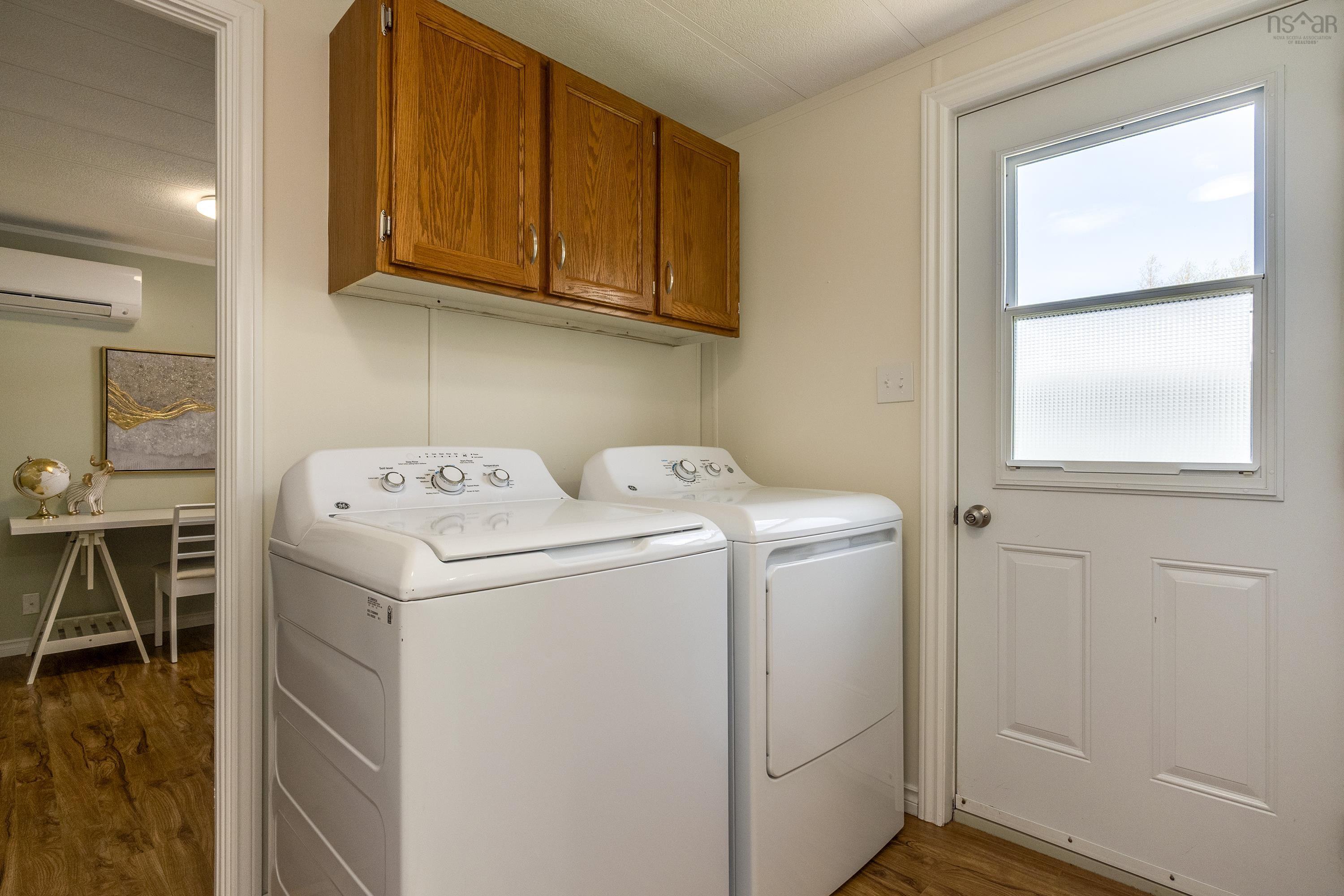 $250,000.00: 992 Glasgow Avenue, Greenwood