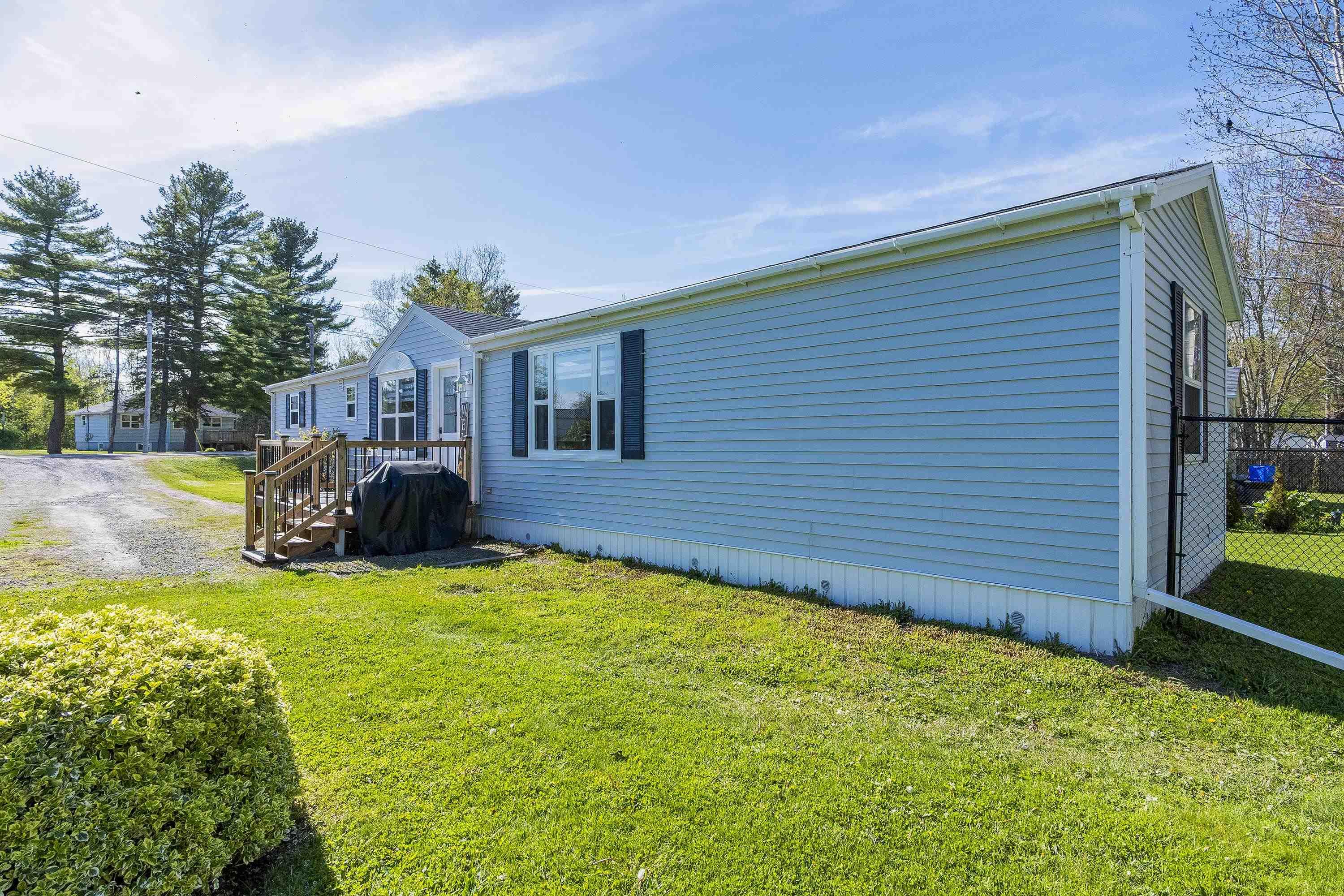 $250,000.00: 992 Glasgow Avenue, Greenwood