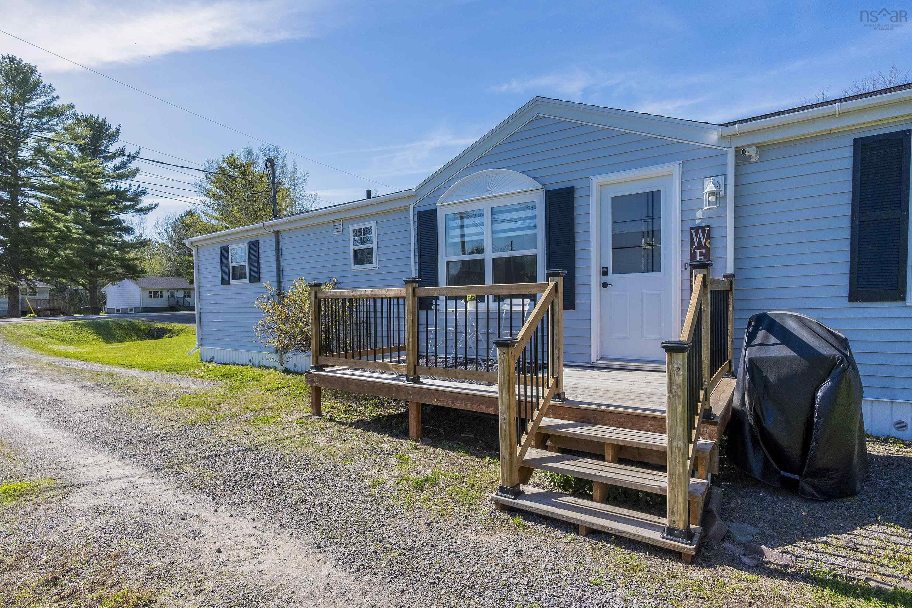 $250,000.00: 992 Glasgow Avenue, Greenwood