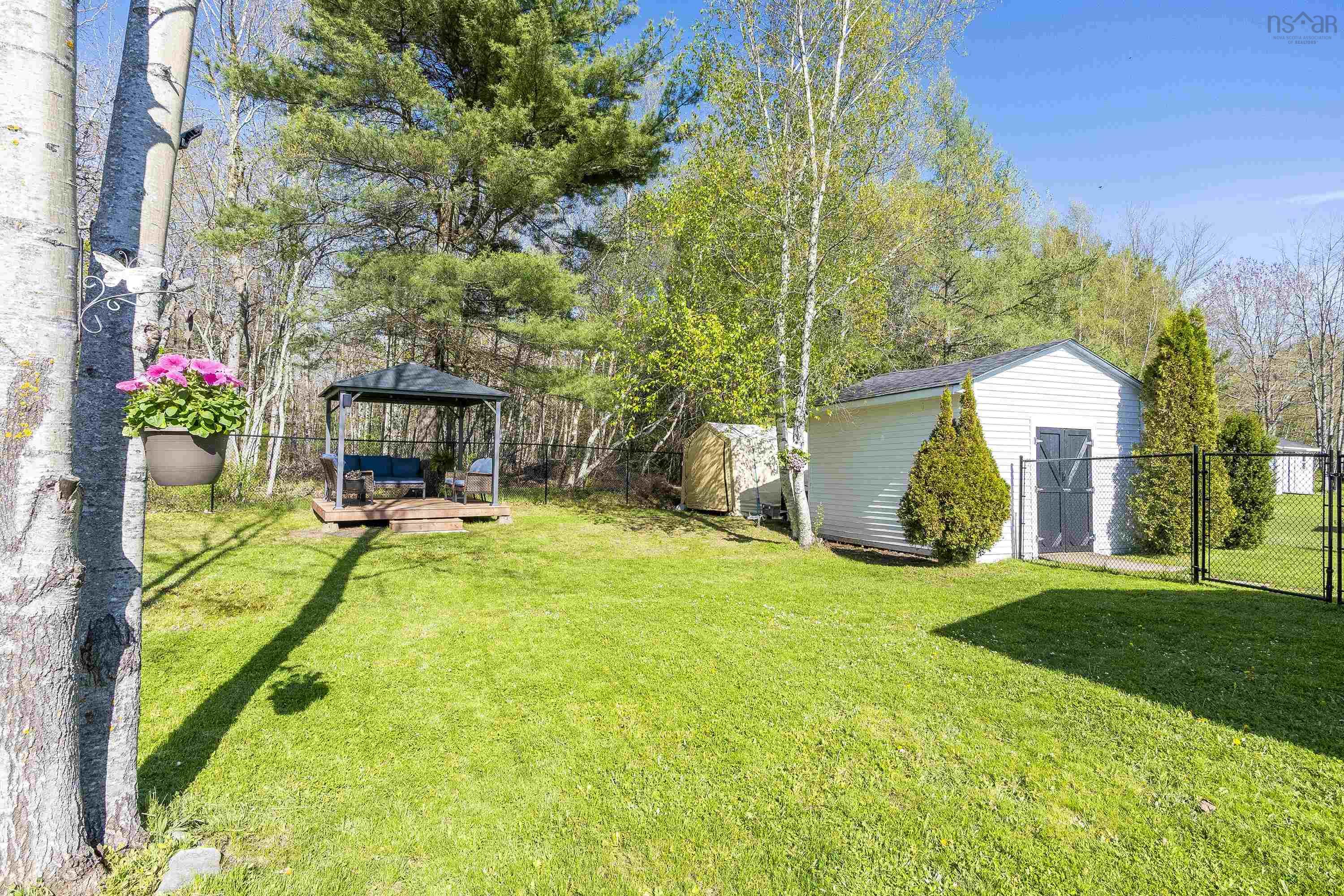 $250,000.00: 992 Glasgow Avenue, Greenwood