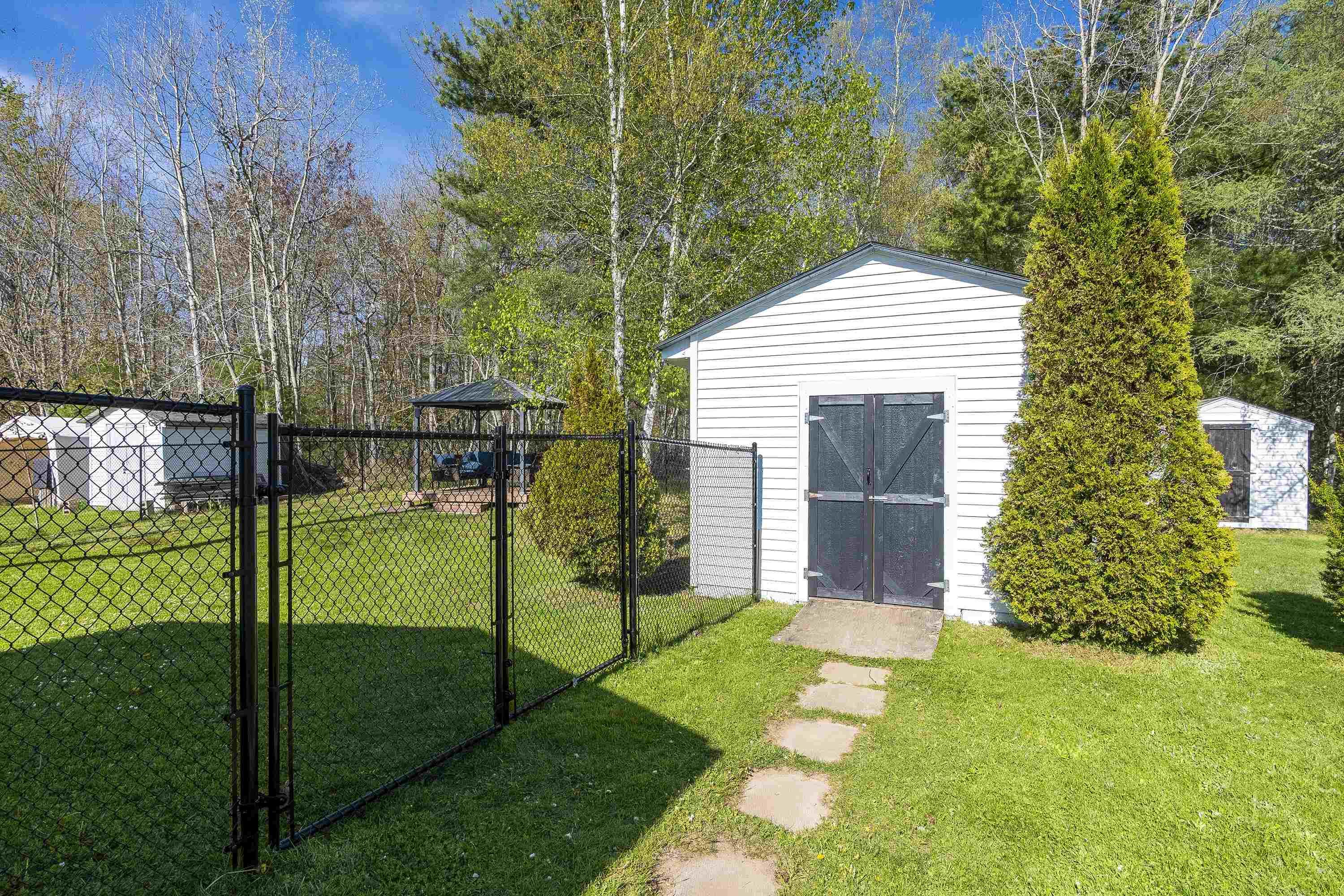 $250,000.00: 992 Glasgow Avenue, Greenwood
