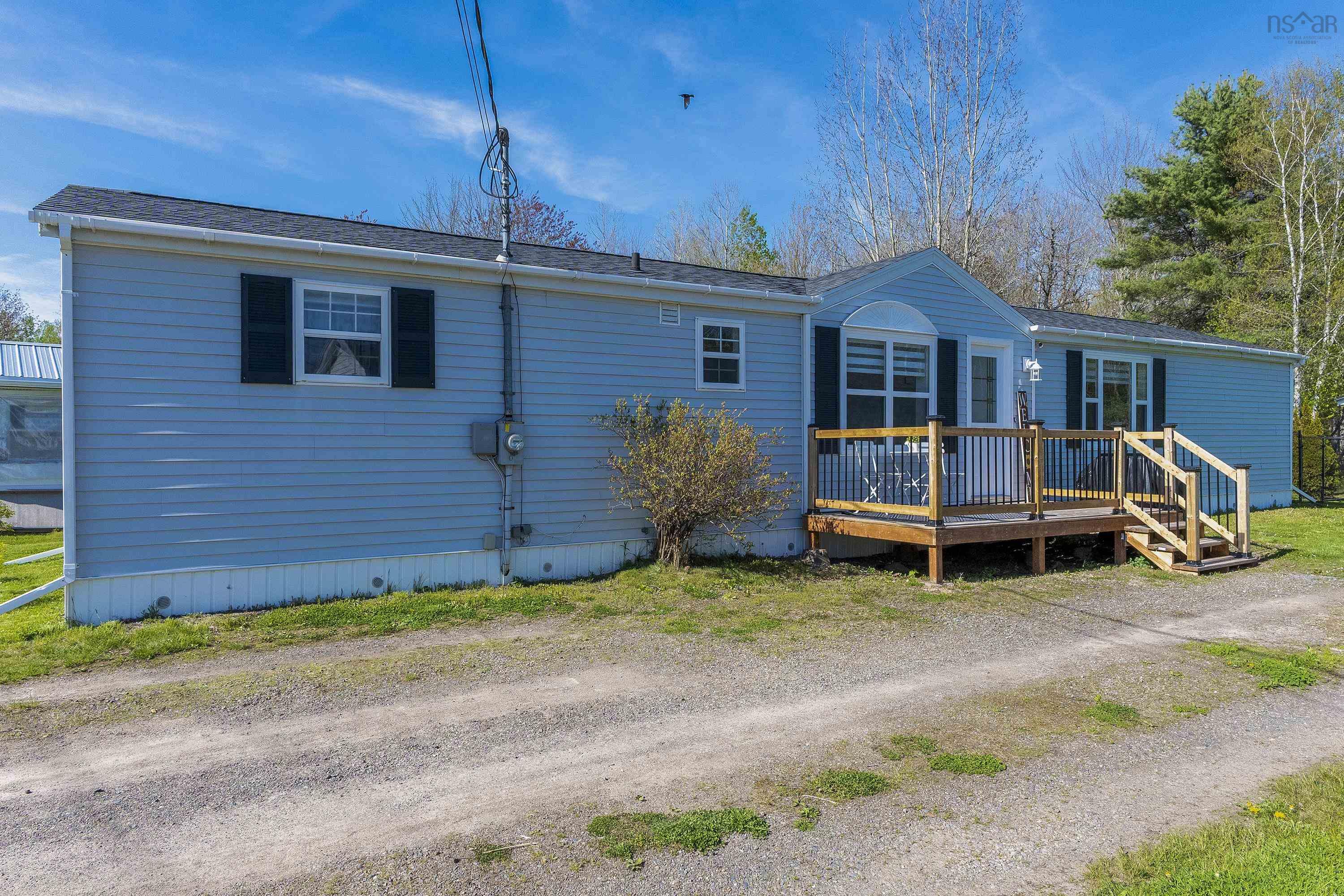 $250,000.00: 992 Glasgow Avenue, Greenwood