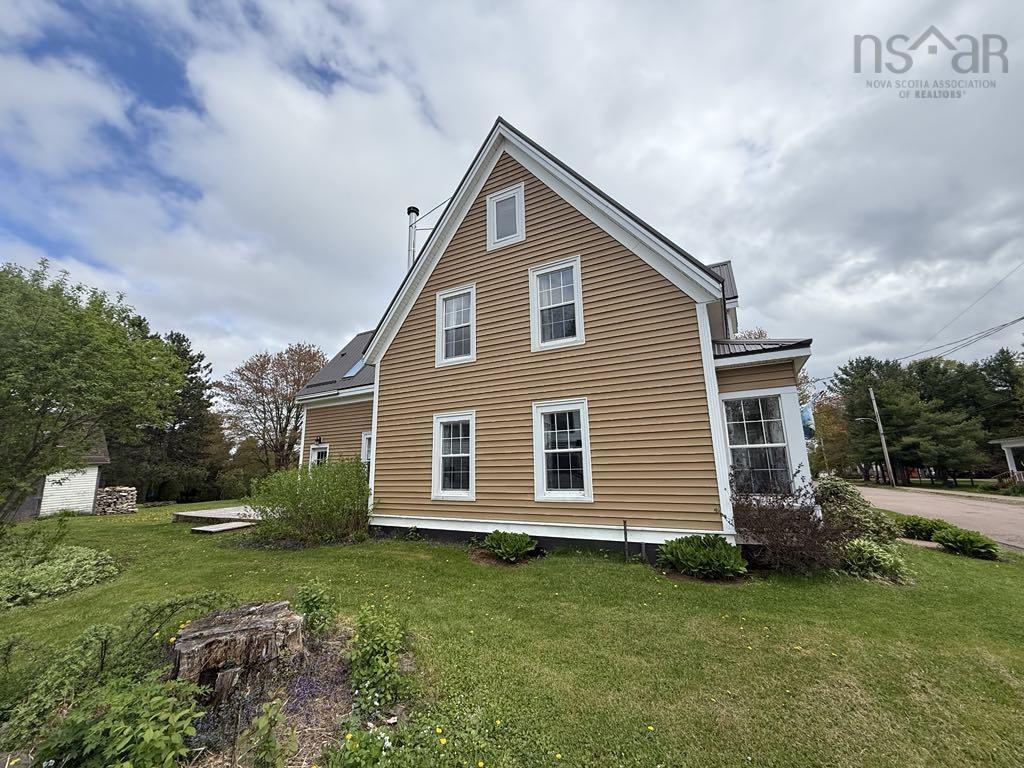 $369,900.00: 115 James Street, Oxford