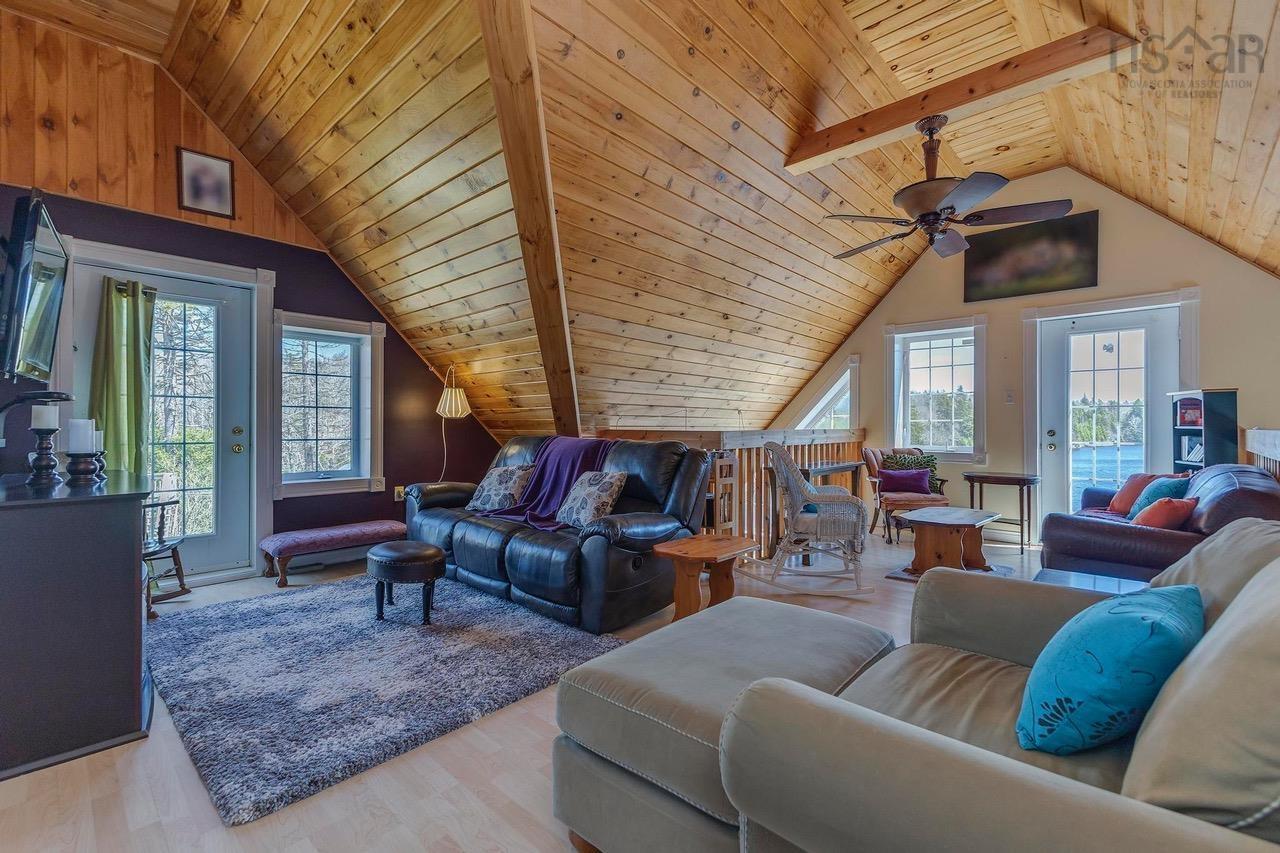 $829,900.00: 344 Hart Lake Road, Hart Lake