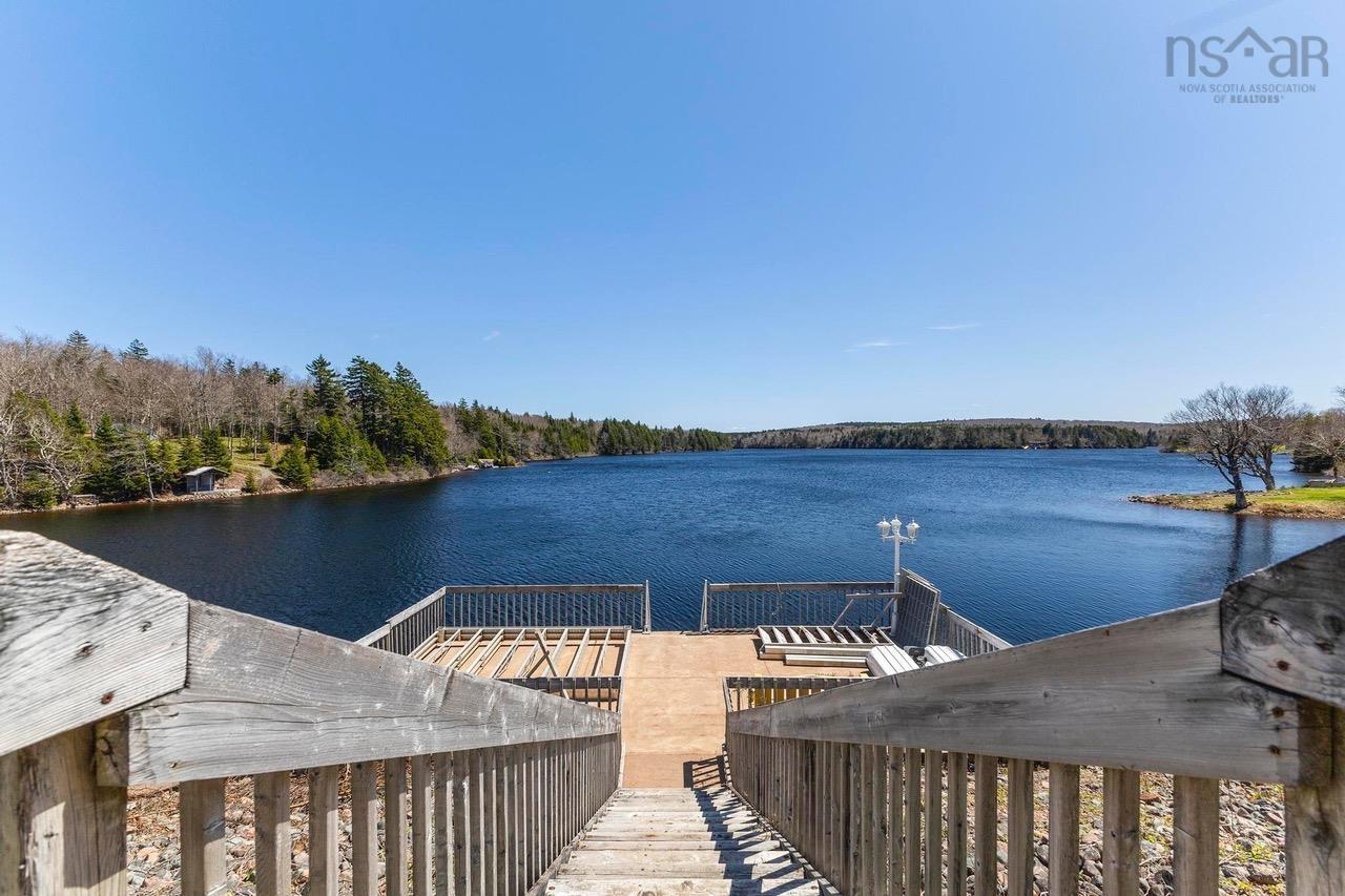 $829,900.00: 344 Hart Lake Road, Hart Lake