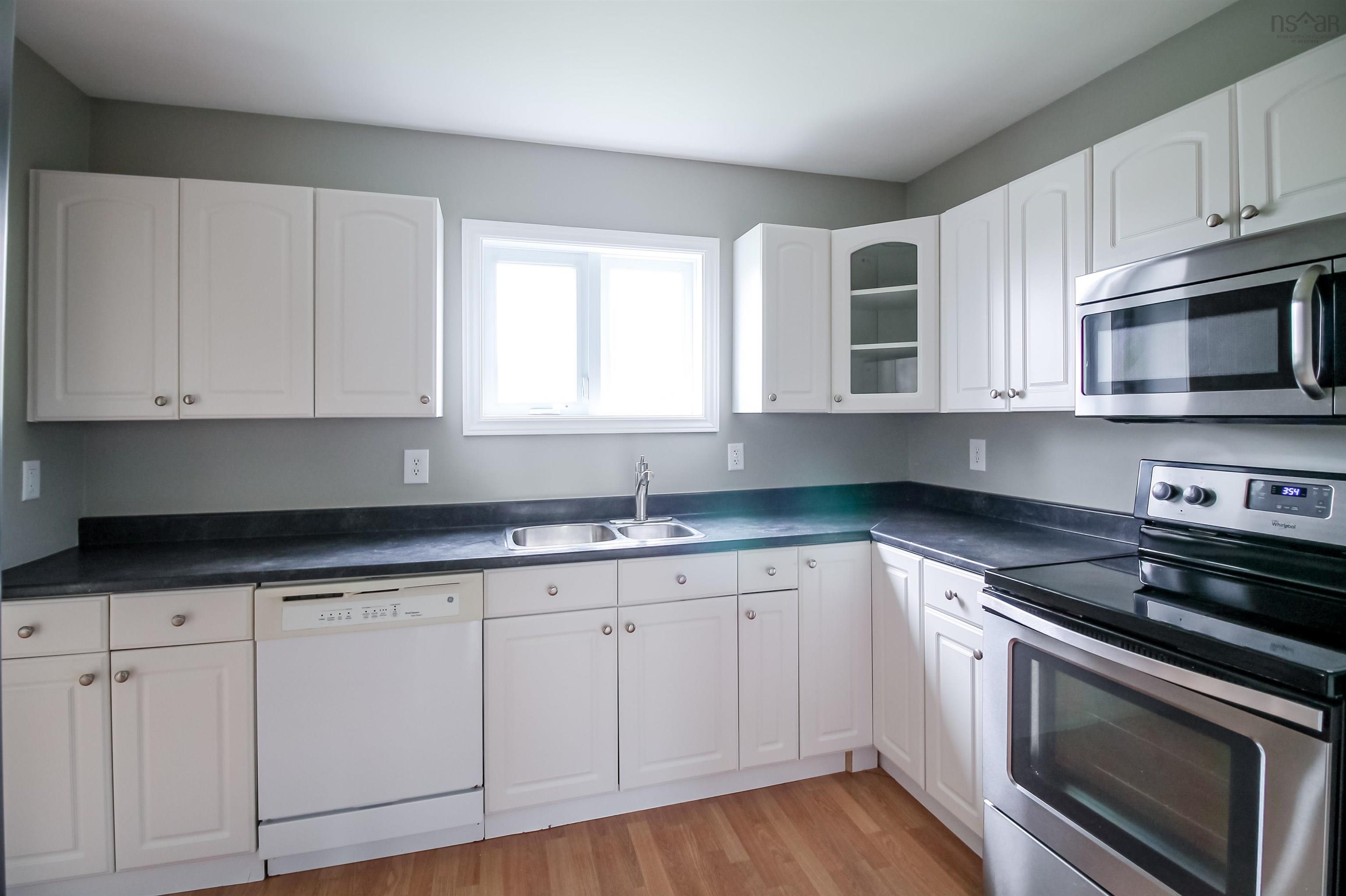 $384,900.00: 109 Hampton Green, Dartmouth