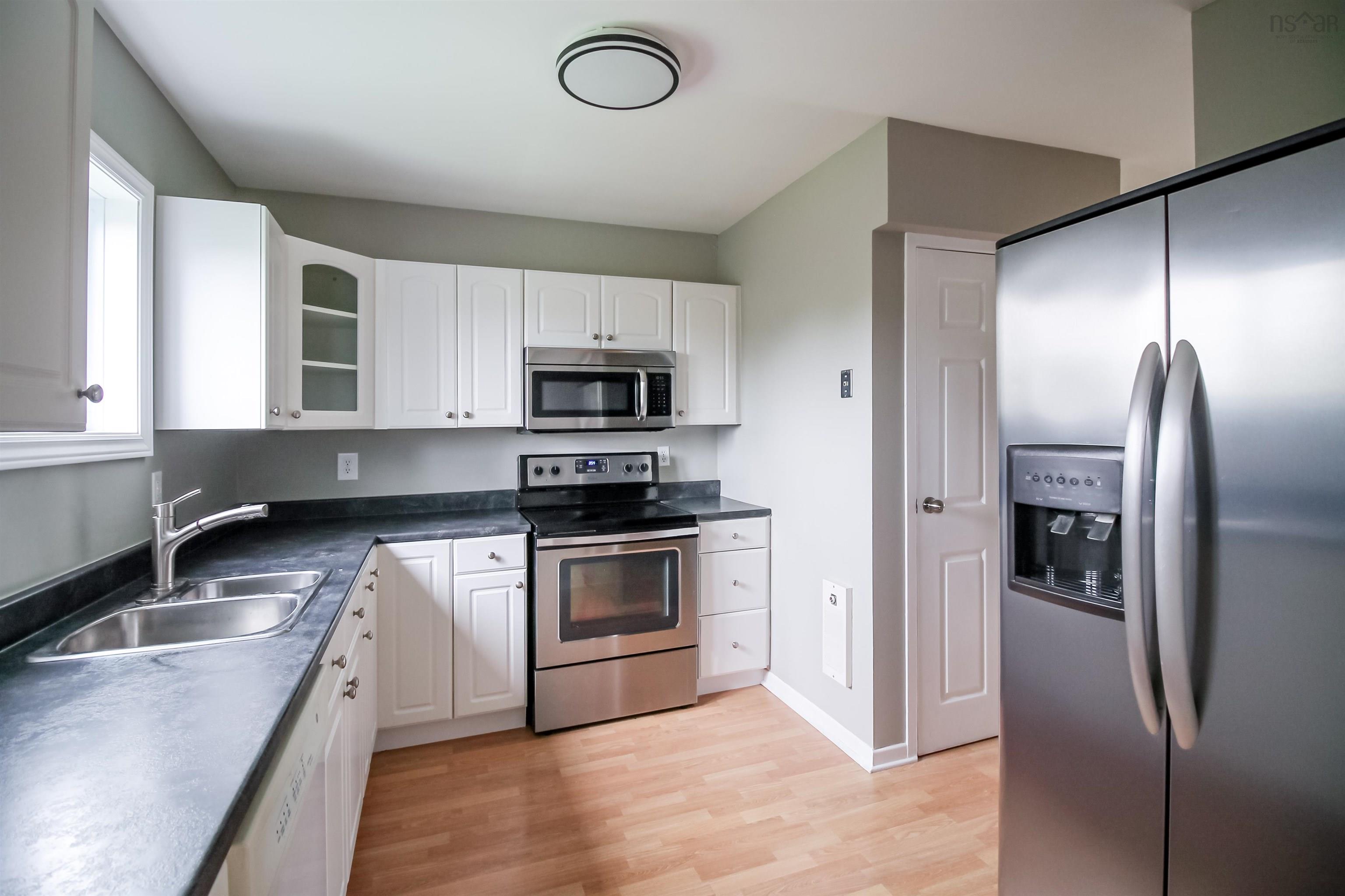 $384,900.00: 109 Hampton Green, Dartmouth