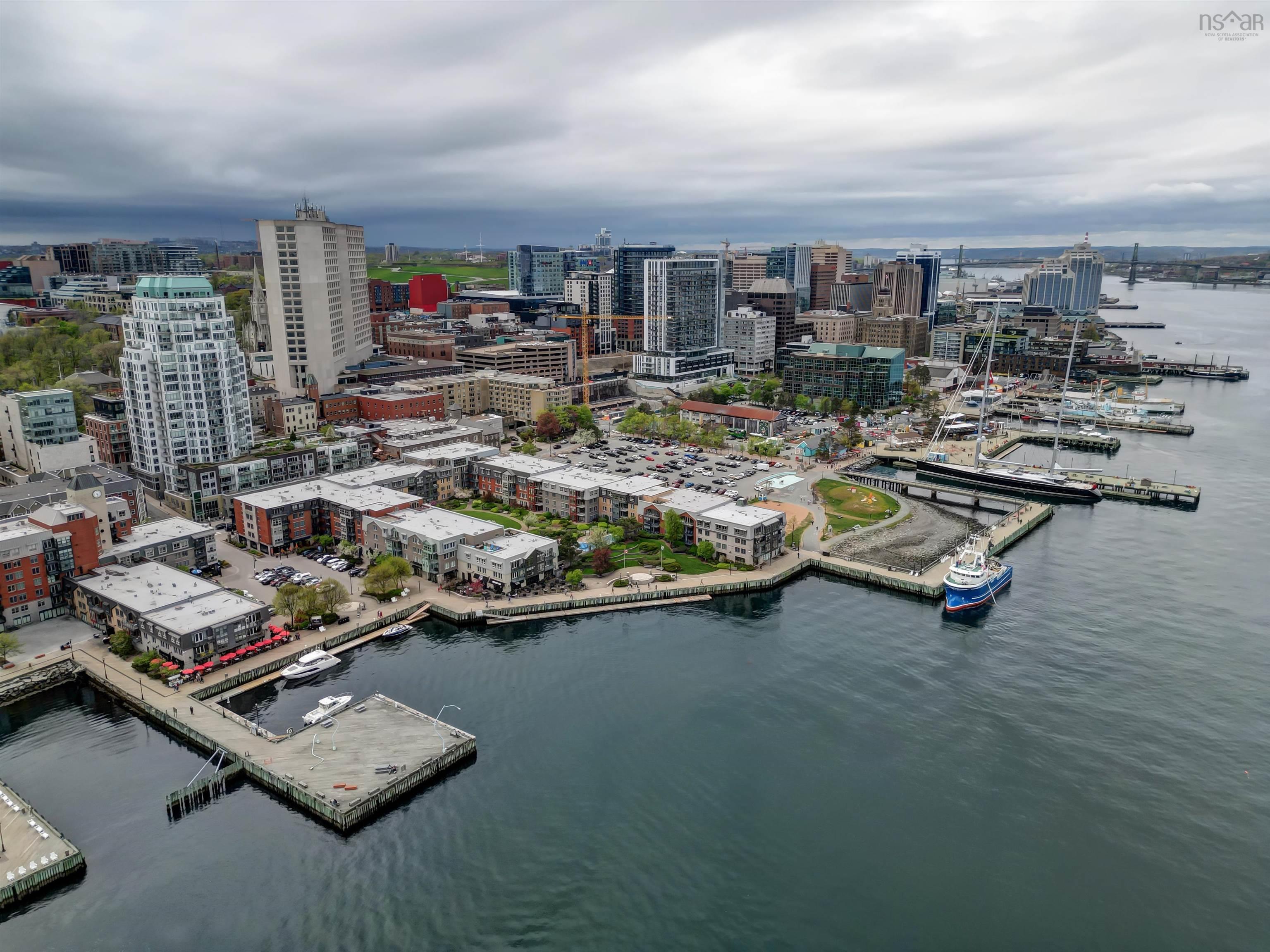 $949,900.00: 234 1477 Lower Water Street, Halifax