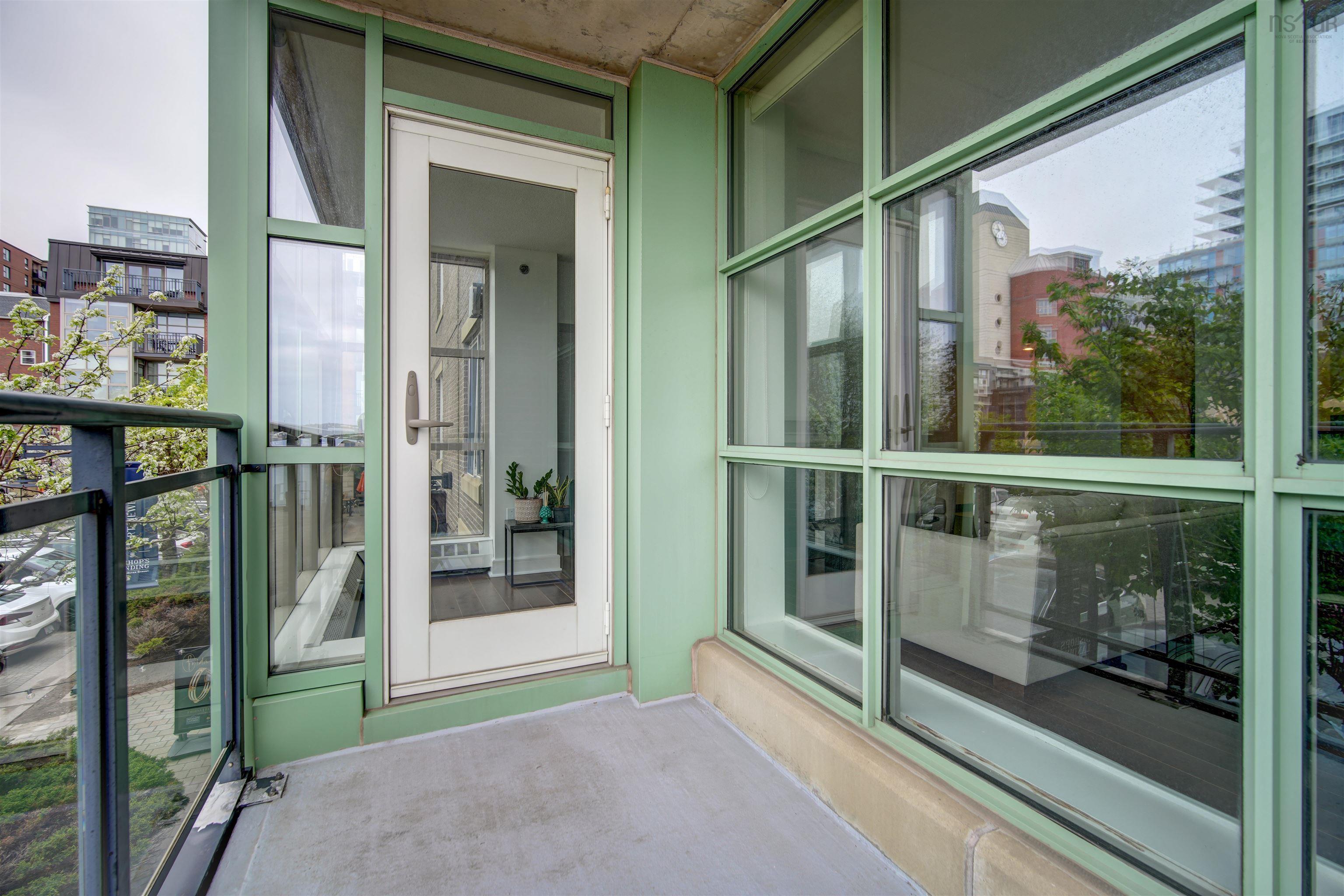 $949,900.00: 234 1477 Lower Water Street, Halifax