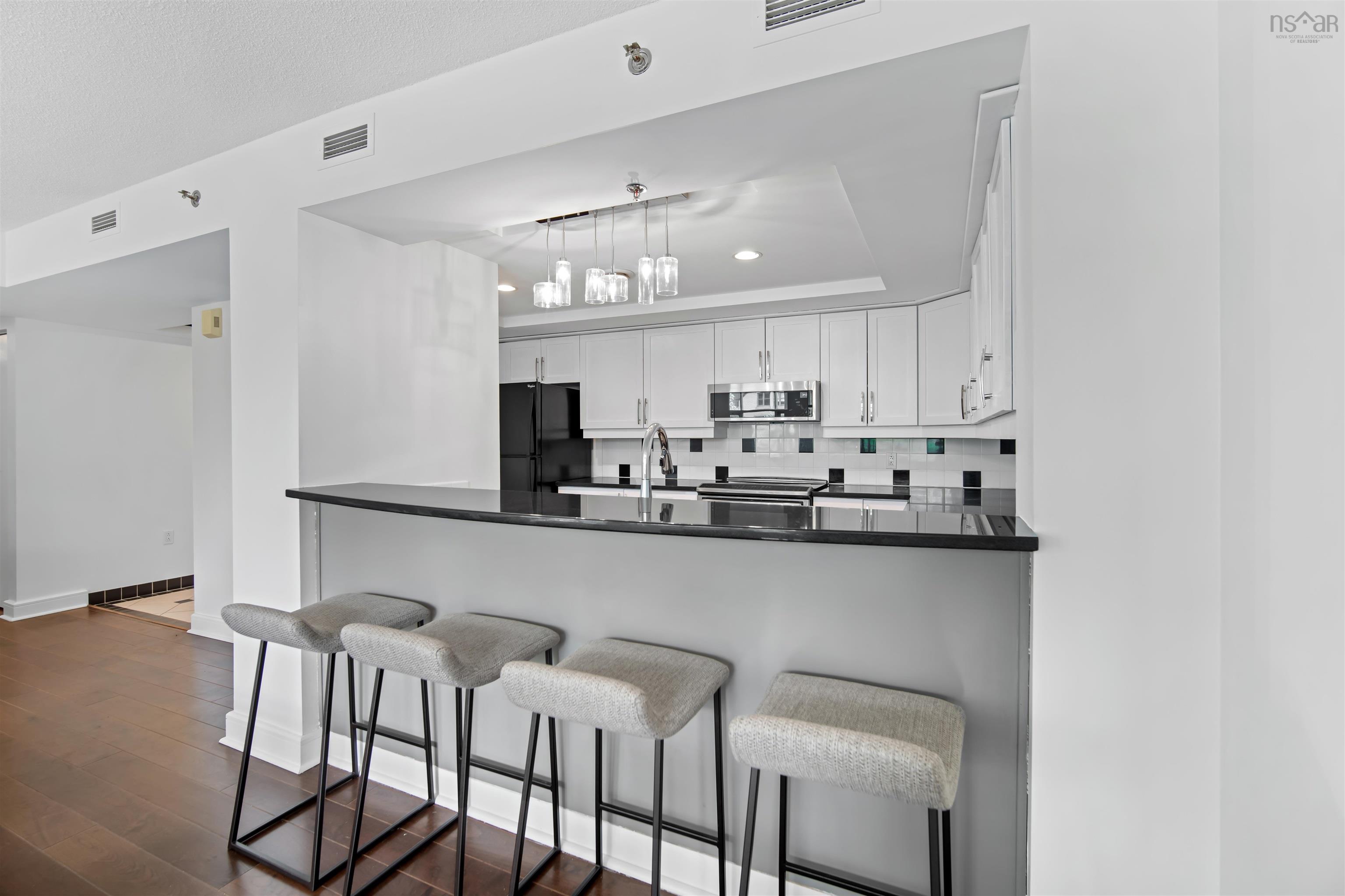 $949,900.00: 234 1477 Lower Water Street, Halifax