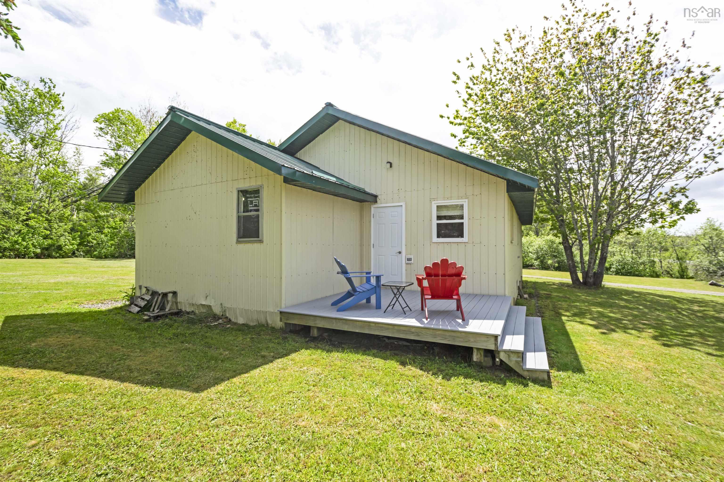 $149,900.00: 3654 Shore Road, Ponds