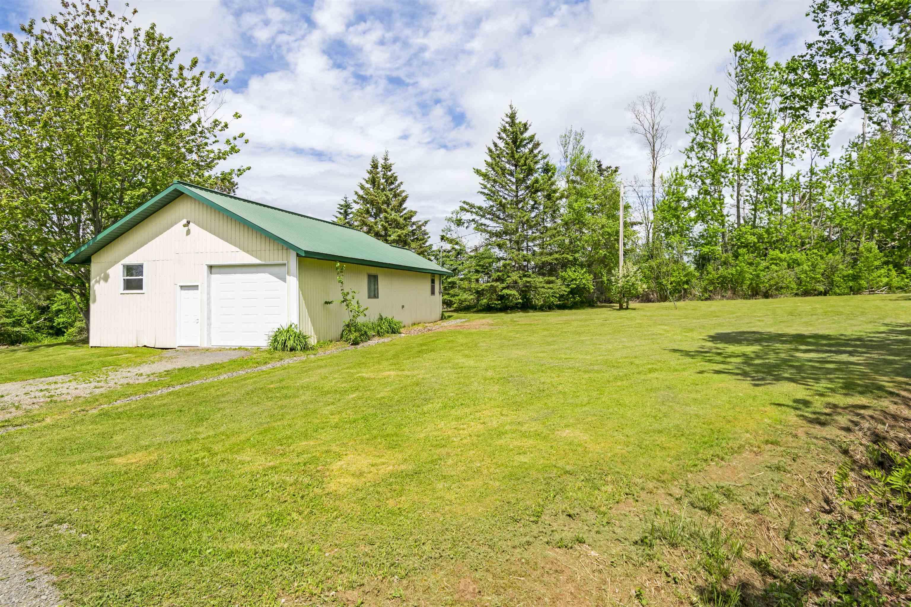 $149,900.00: 3654 Shore Road, Ponds