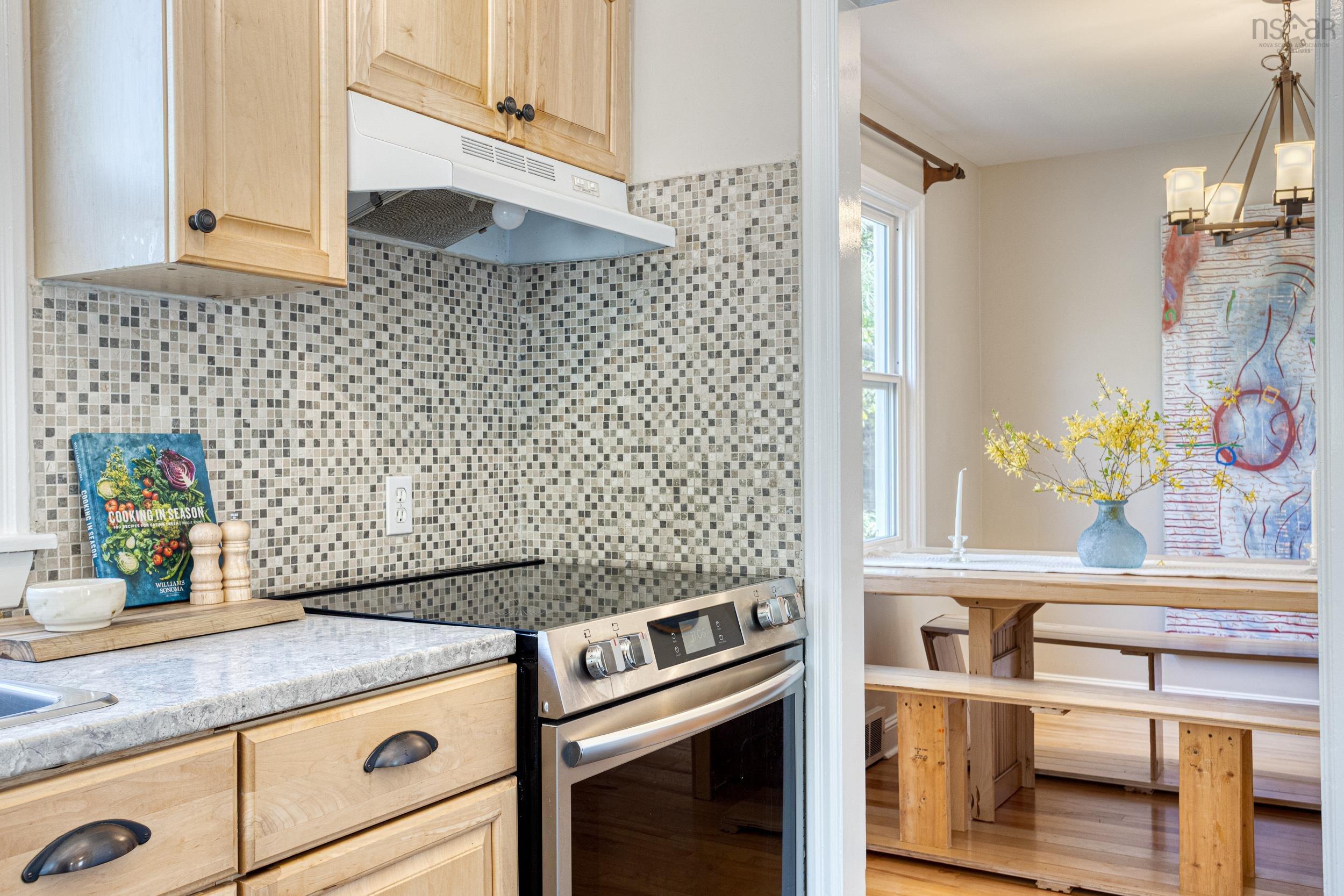 $725,000.00: 6415 Seaforth Street, Halifax