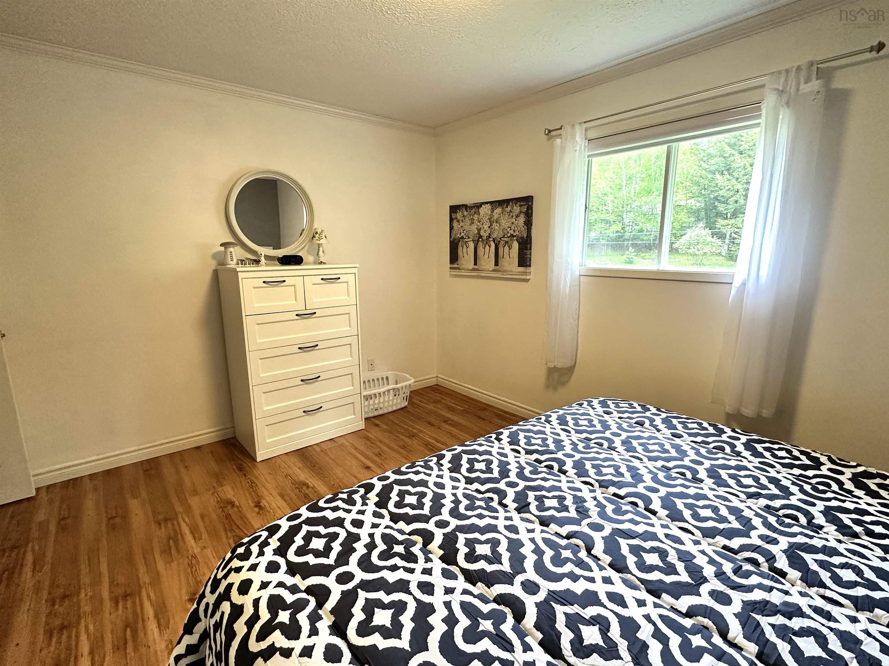 $389,900.00: 2 Delcon Avenue, Pine Grove