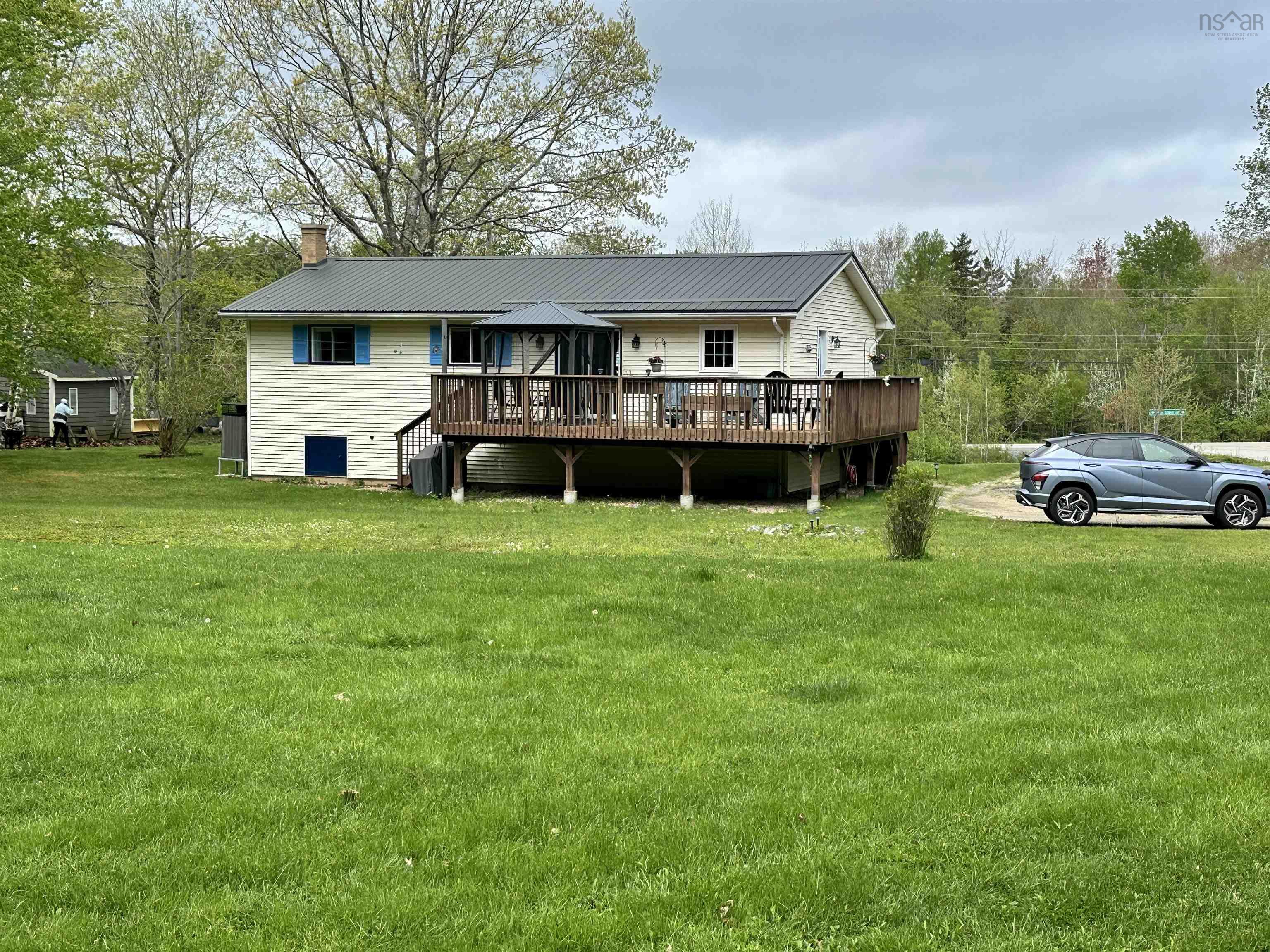 $389,900.00: 2 Delcon Avenue, Pine Grove