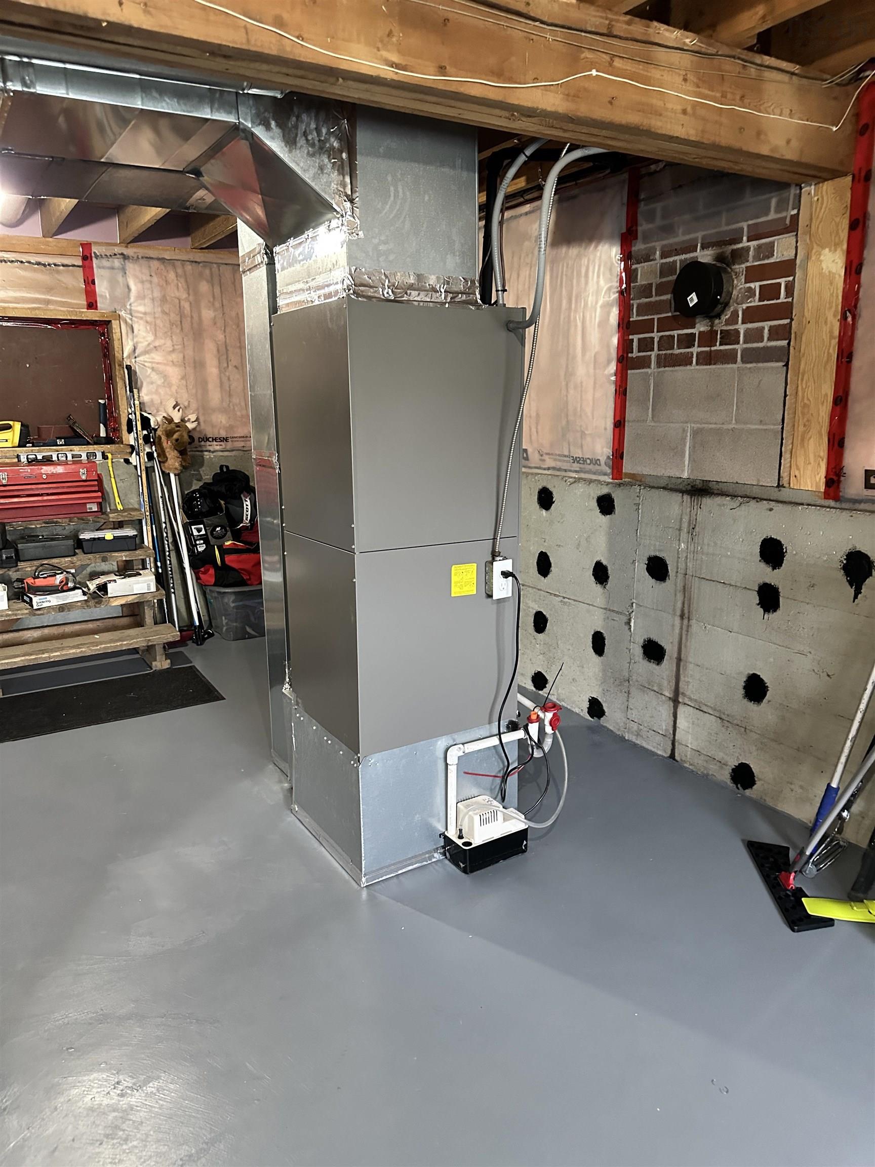 $389,900.00: 2 Delcon Avenue, Pine Grove