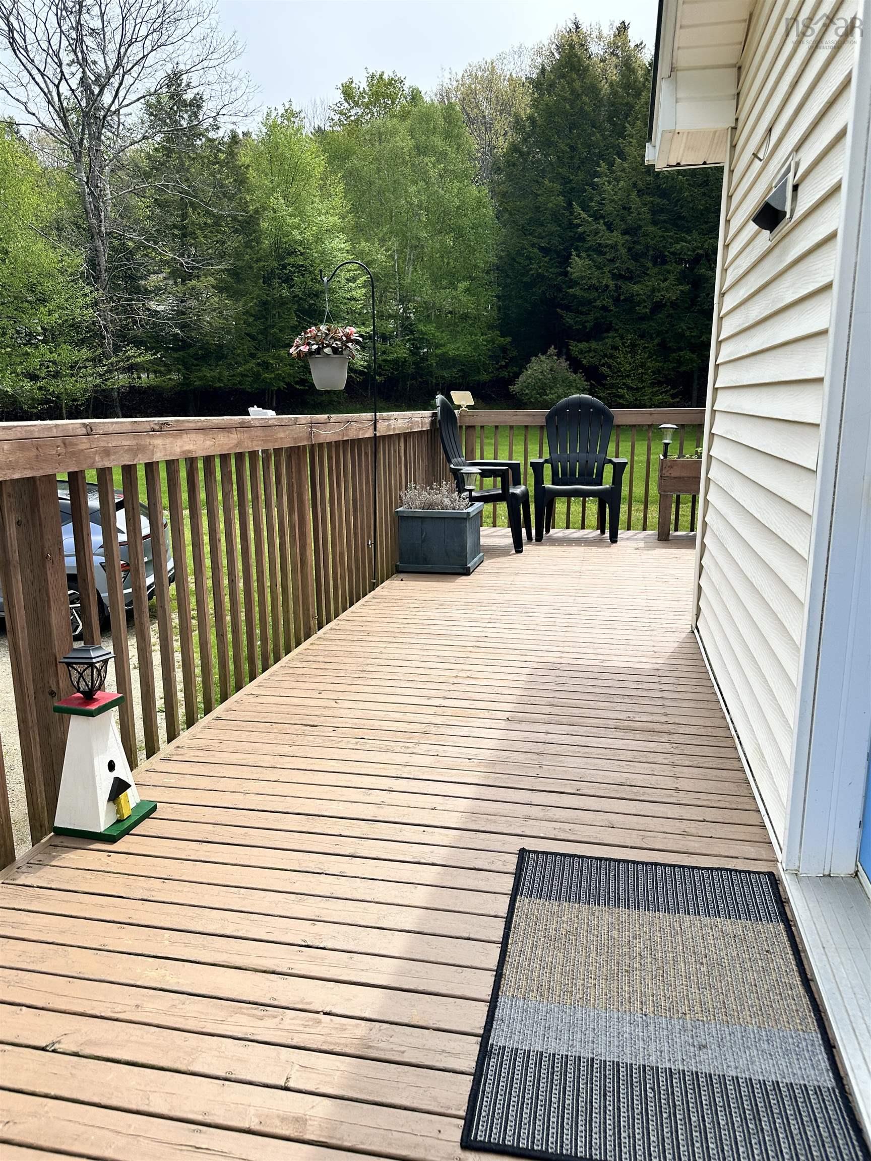 $389,900.00: 2 Delcon Avenue, Pine Grove