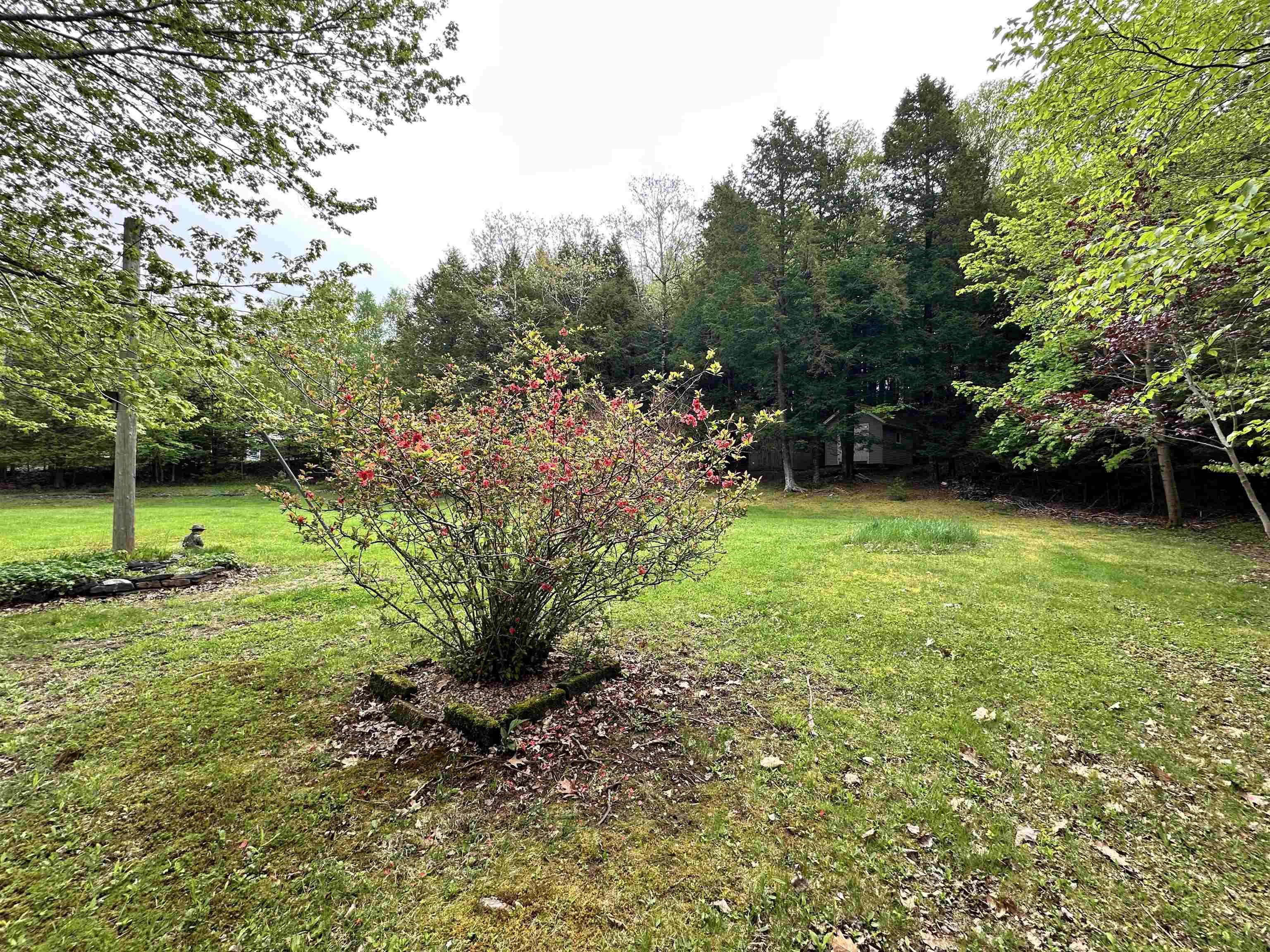 $389,900.00: 2 Delcon Avenue, Pine Grove