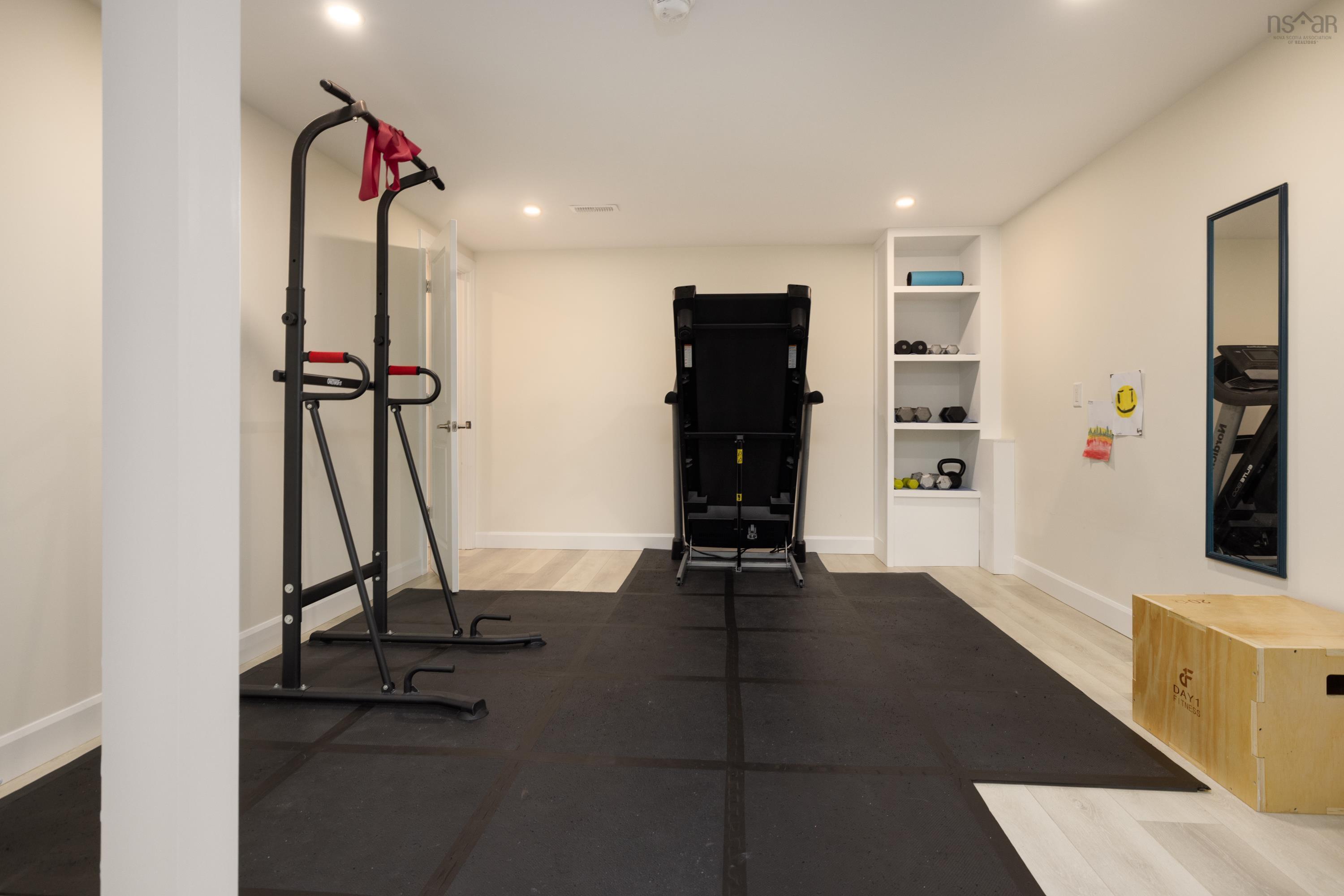 $999,900.00: 55 Peregrine Crescent, Bedford