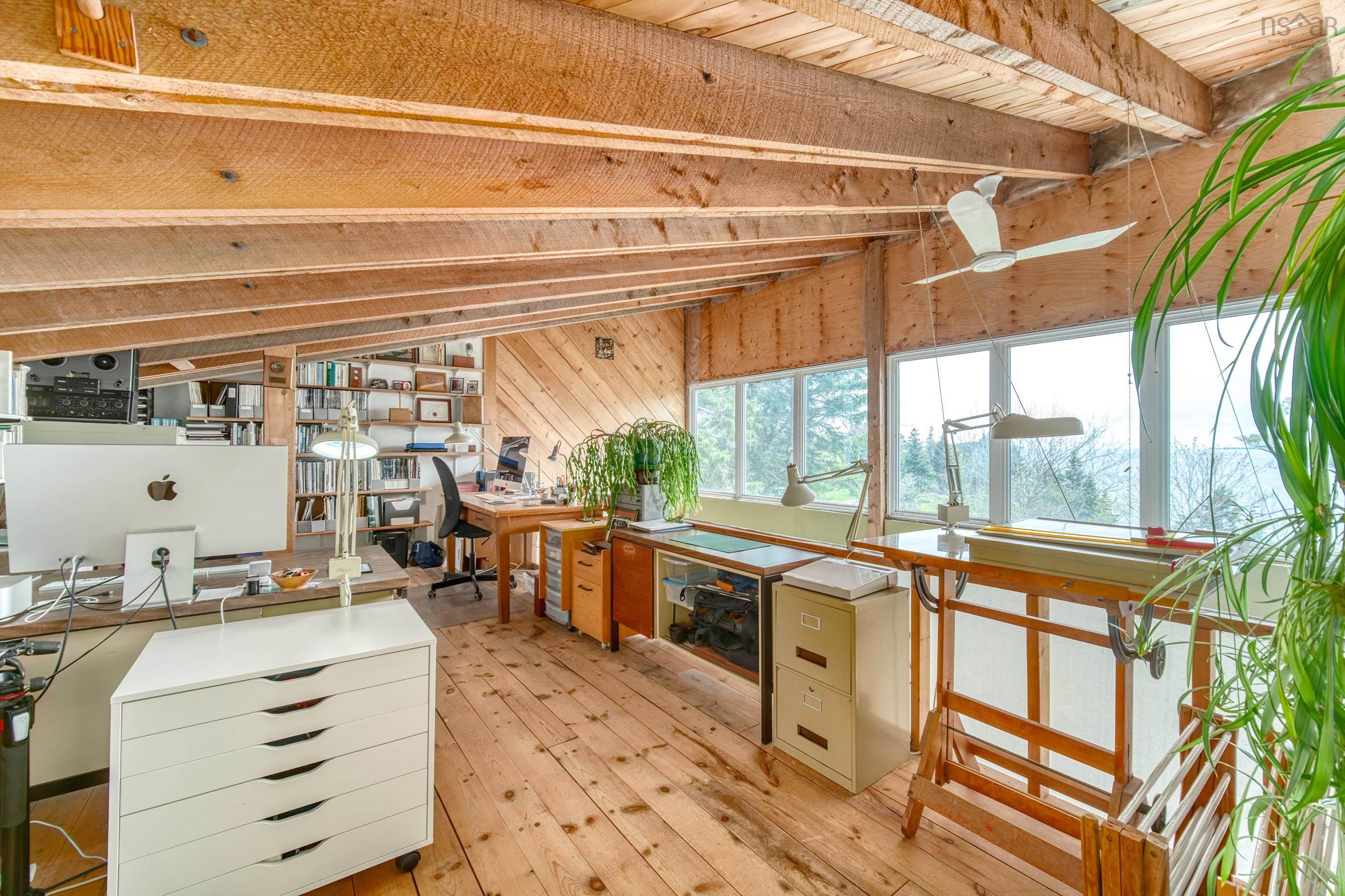 $899,900.00: 19 Stevens Road, Boutiliers Point