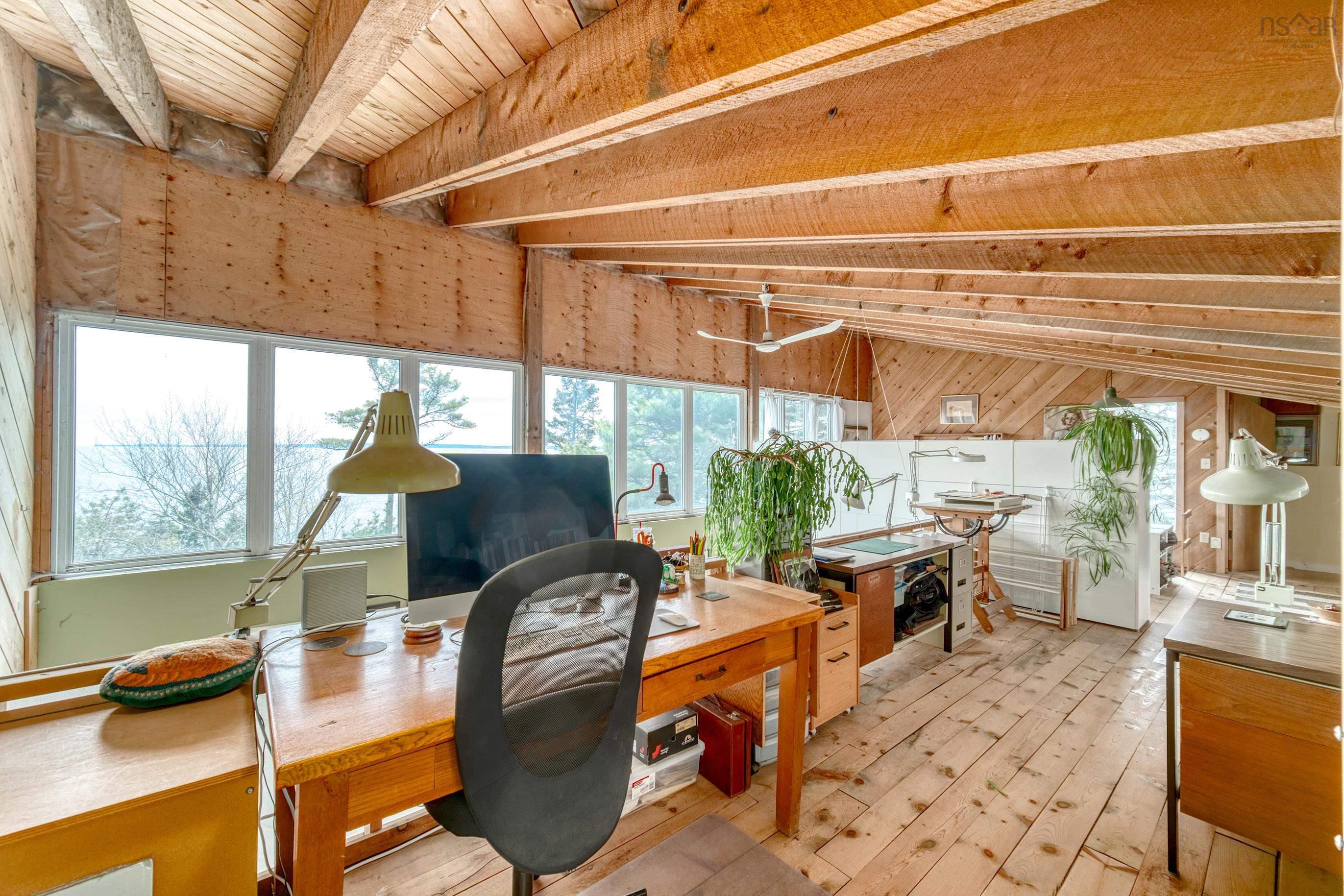 $899,900.00: 19 Stevens Road, Boutiliers Point