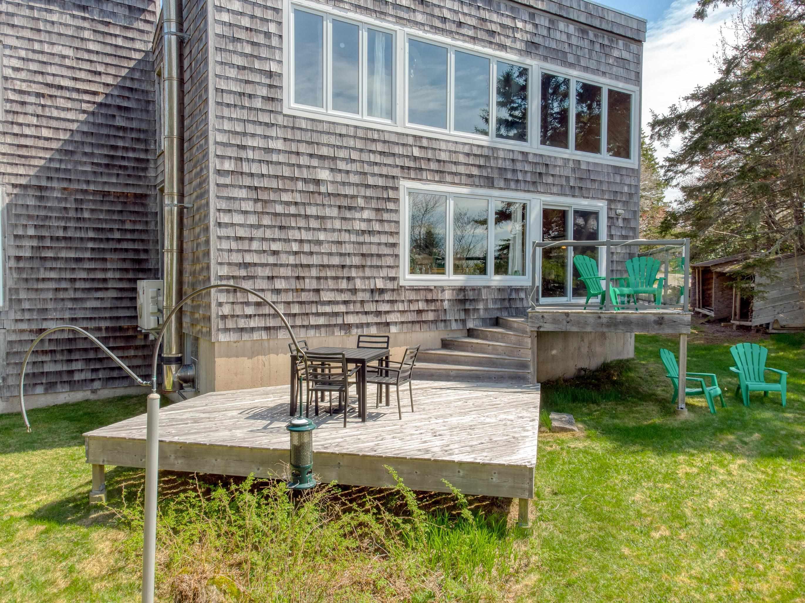 $899,900.00: 19 Stevens Road, Boutiliers Point
