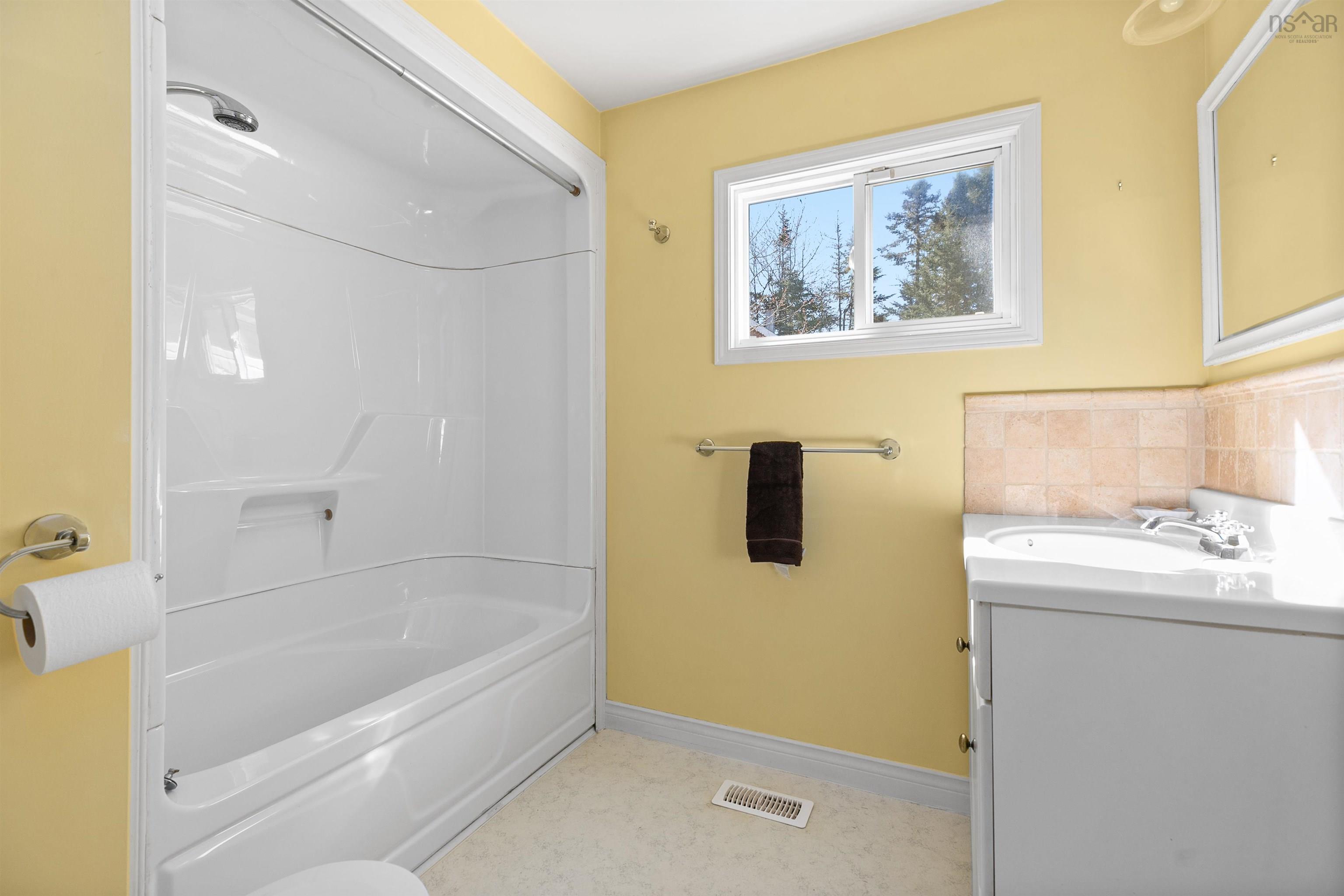 $349,900.00: 4141 Prospect Road, Shad Bay