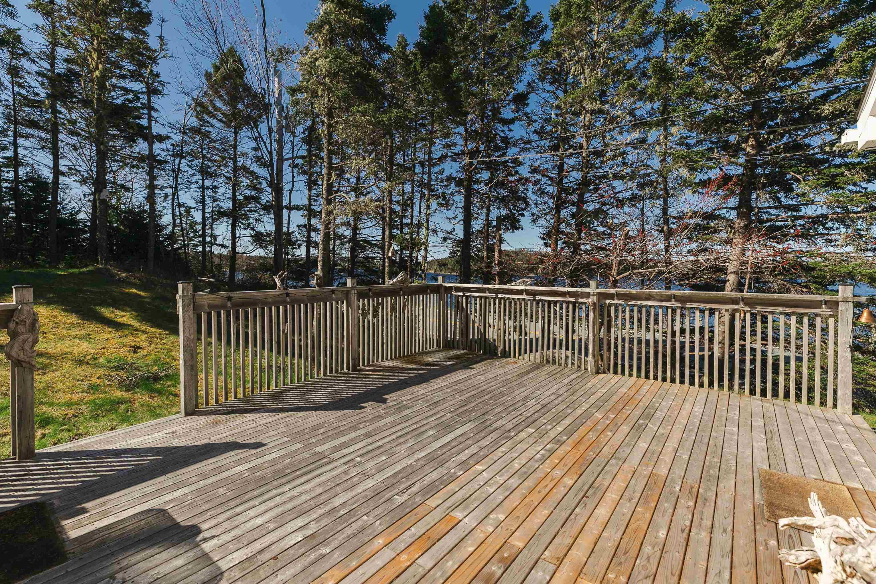 $349,900.00: 4141 Prospect Road, Shad Bay