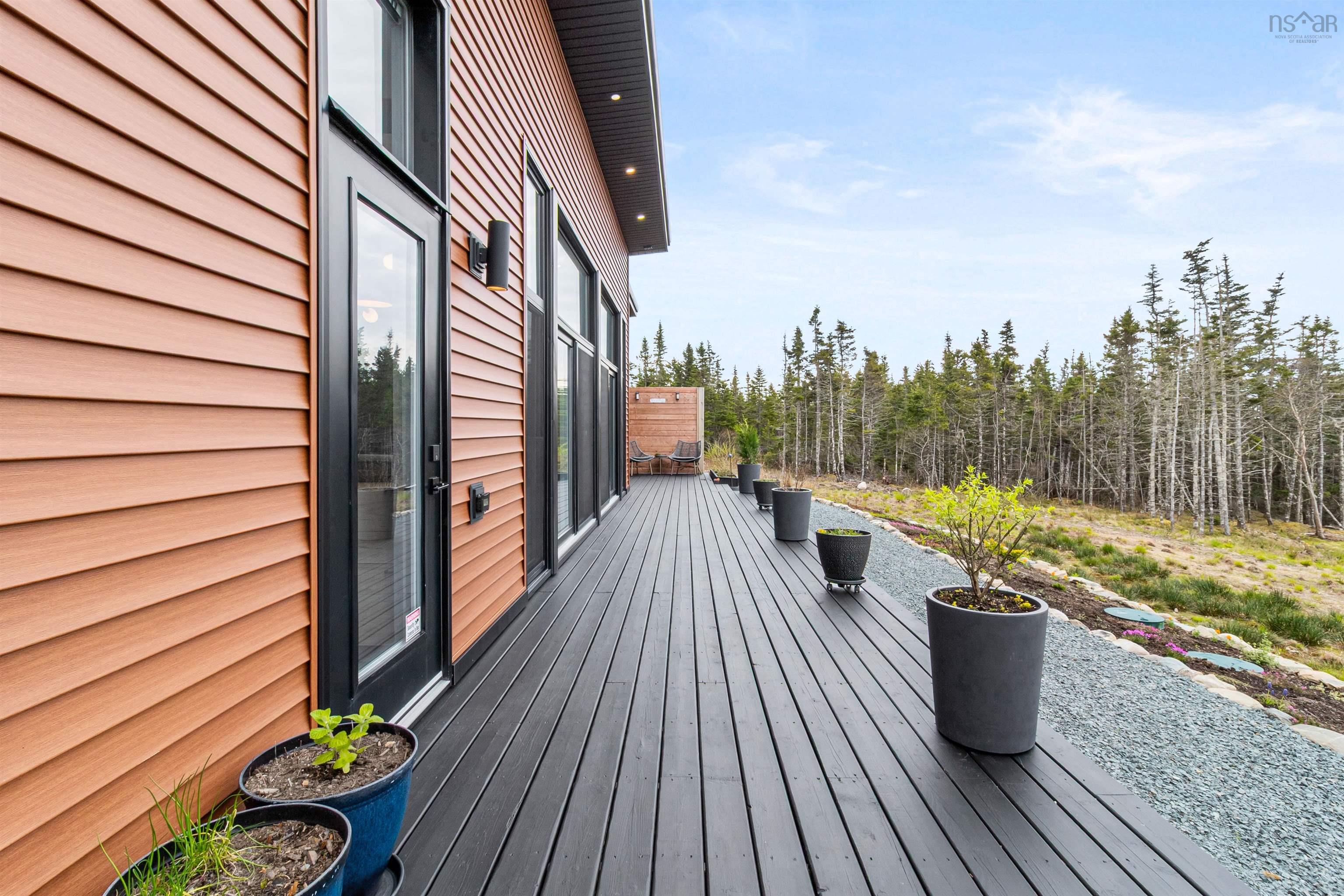 $785,000.00: 110 Kaakwogook Way, Clam Bay