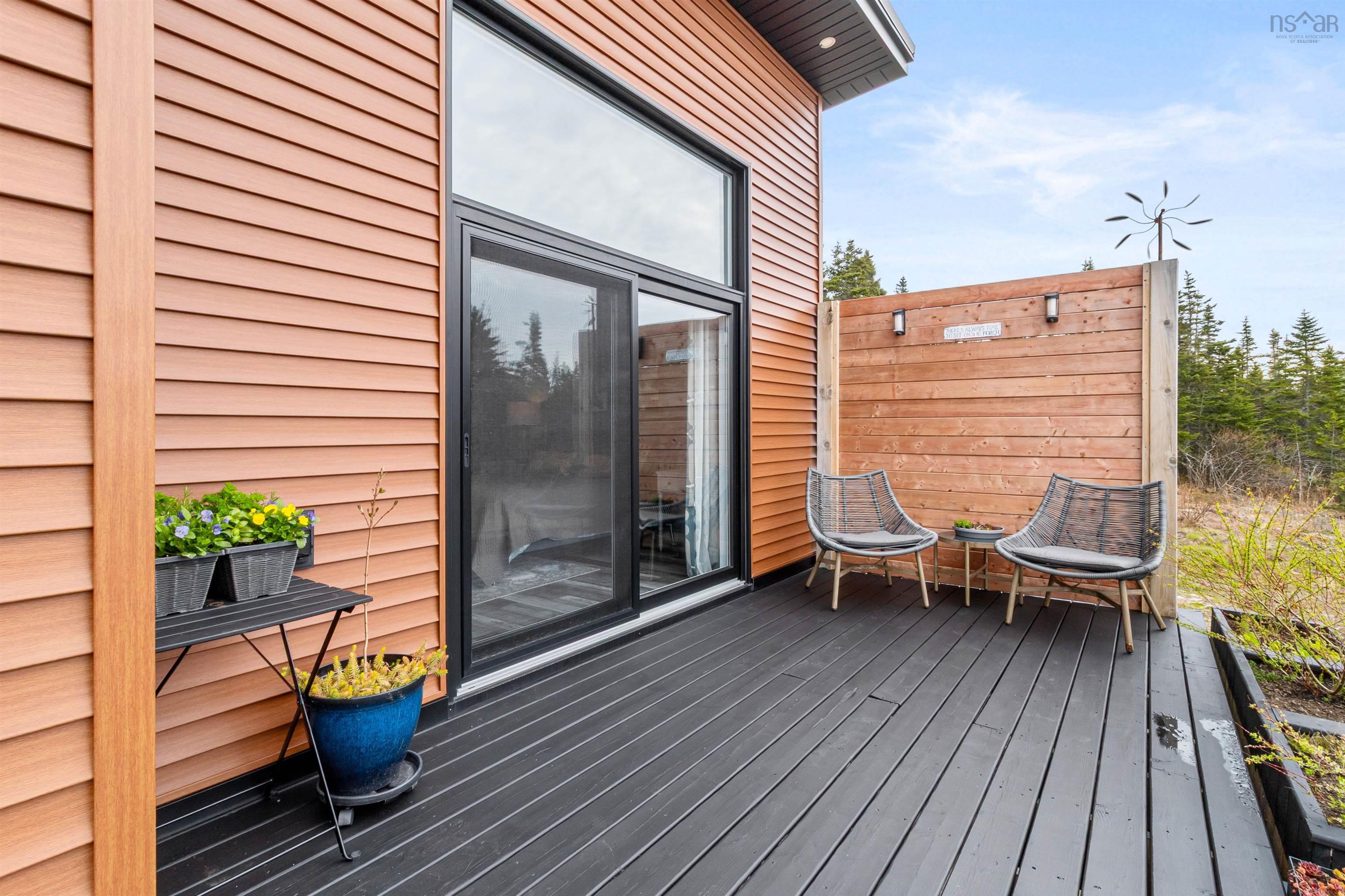 $785,000.00: 110 Kaakwogook Way, Clam Bay