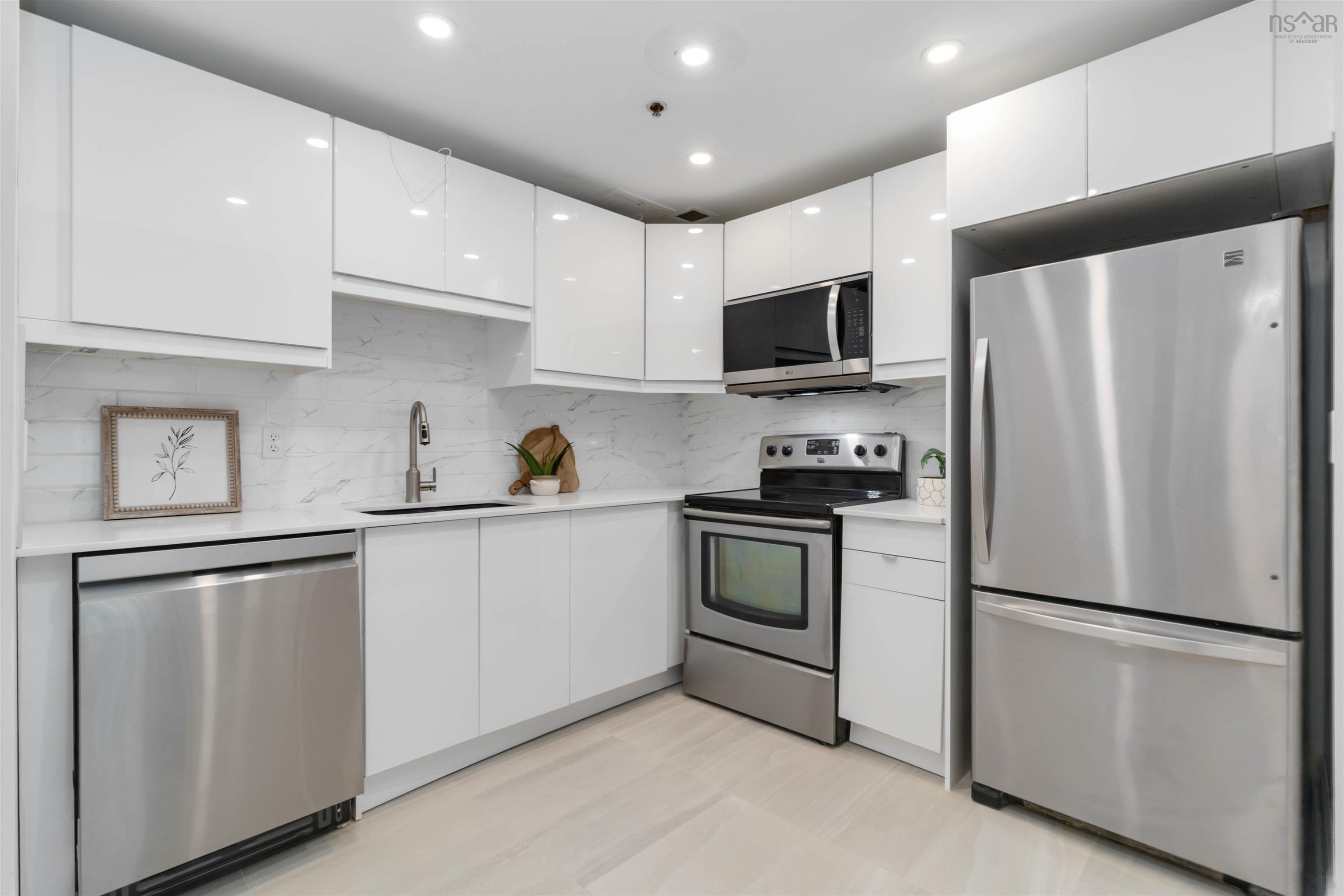 $729,000.00: 101 1350 Oxford Court, Halifax