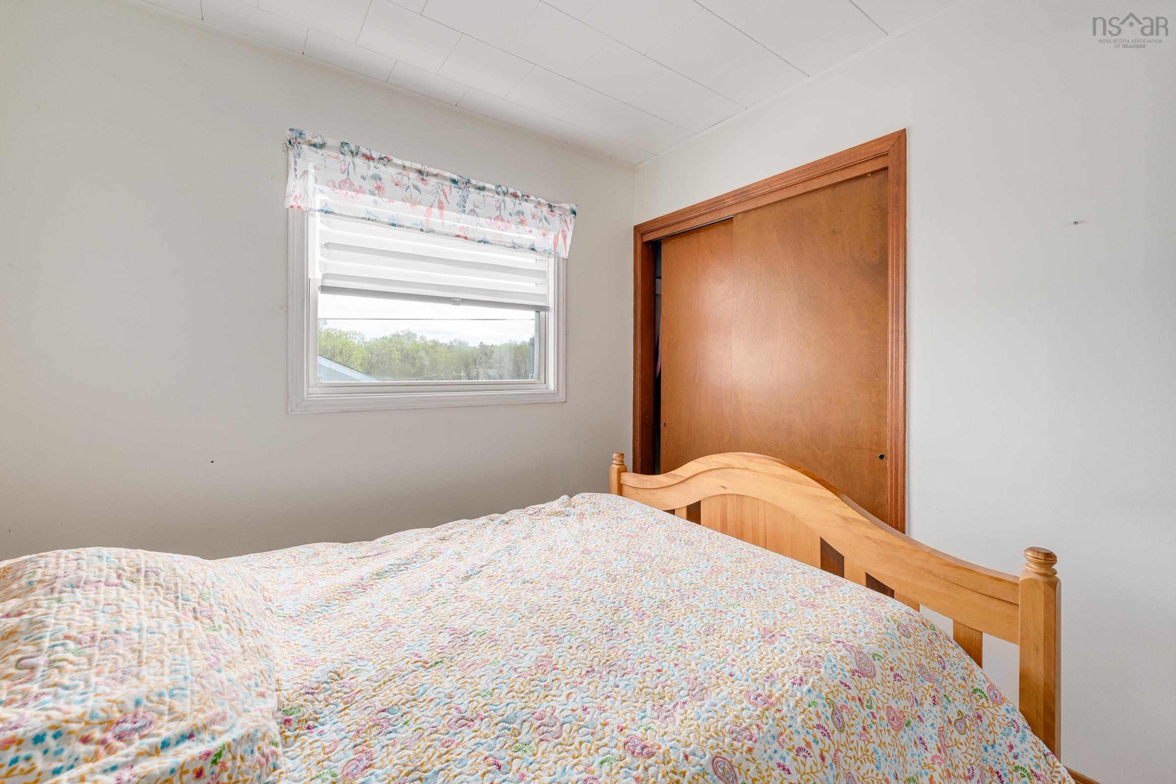 $325,000.00: 9490 Highway 1, Lower Saulnierville