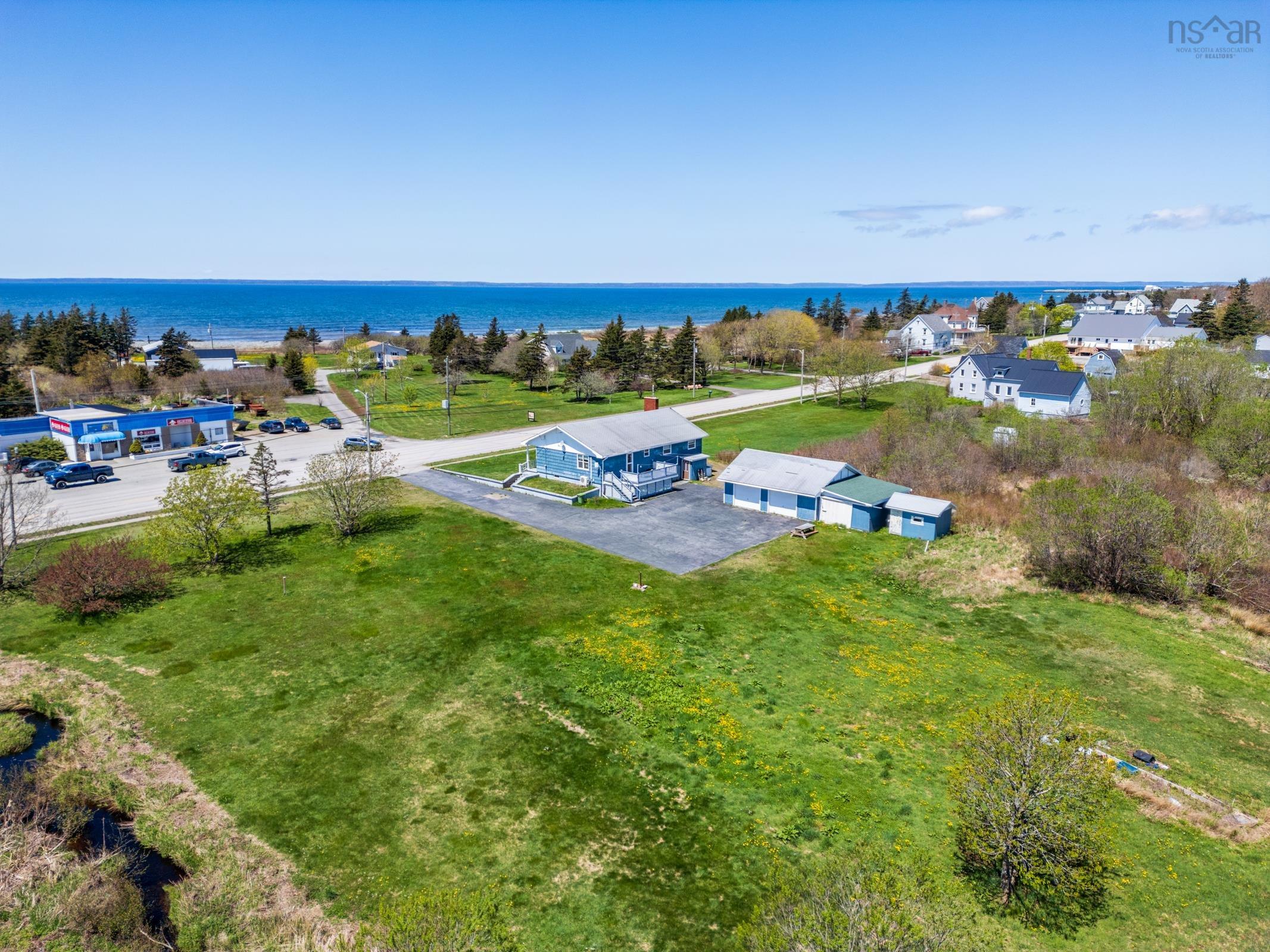 $325,000.00: 9490 Highway 1, Lower Saulnierville