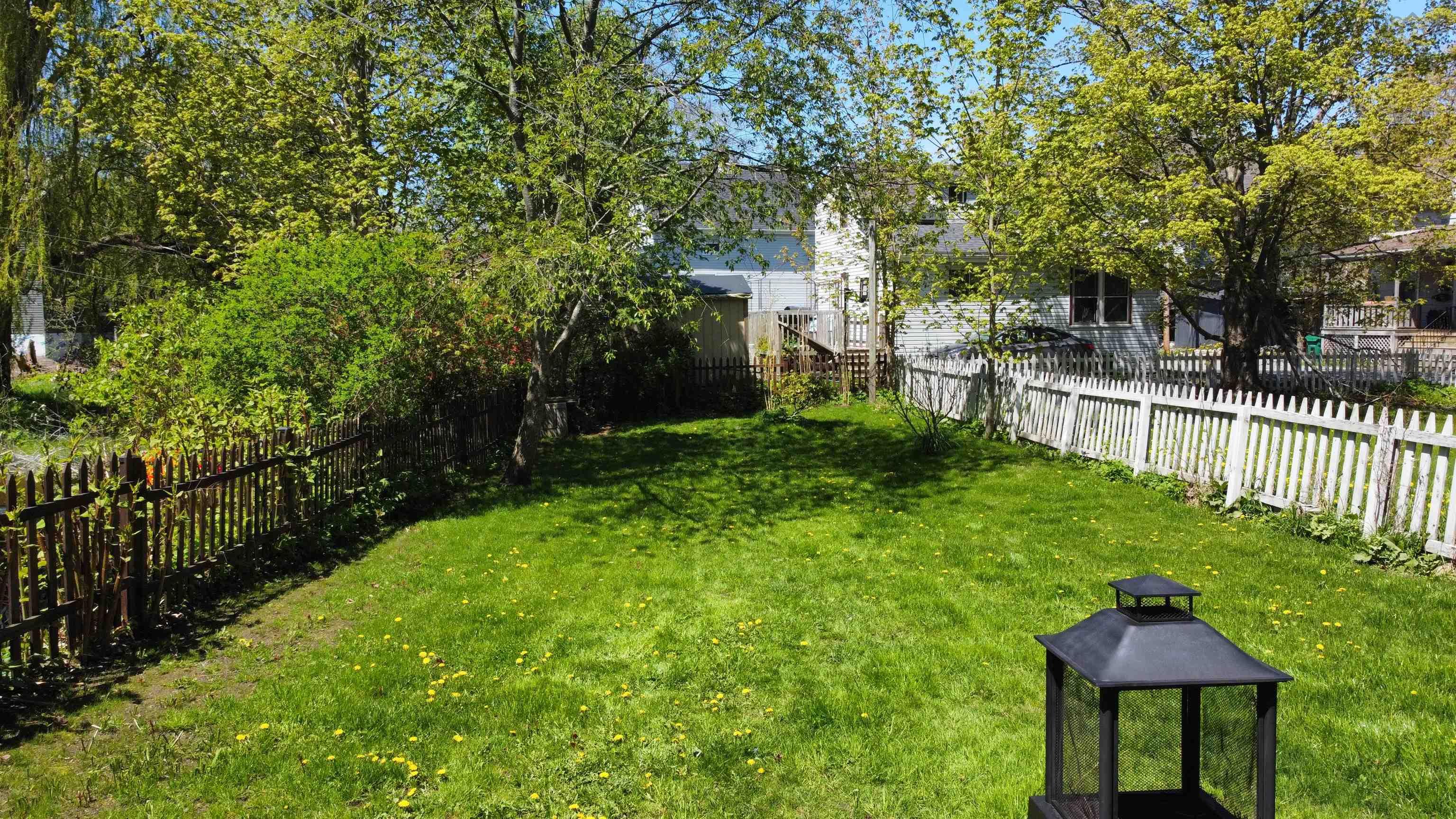 $349,900.00: 166 Victoria Street, Windsor