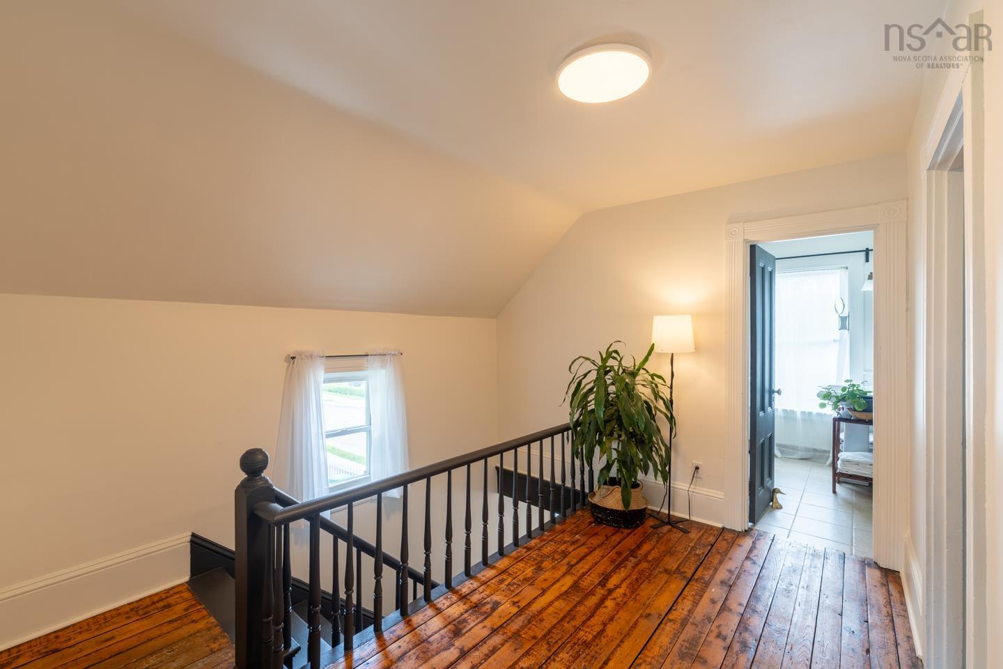 $349,900.00: 166 Victoria Street, Windsor