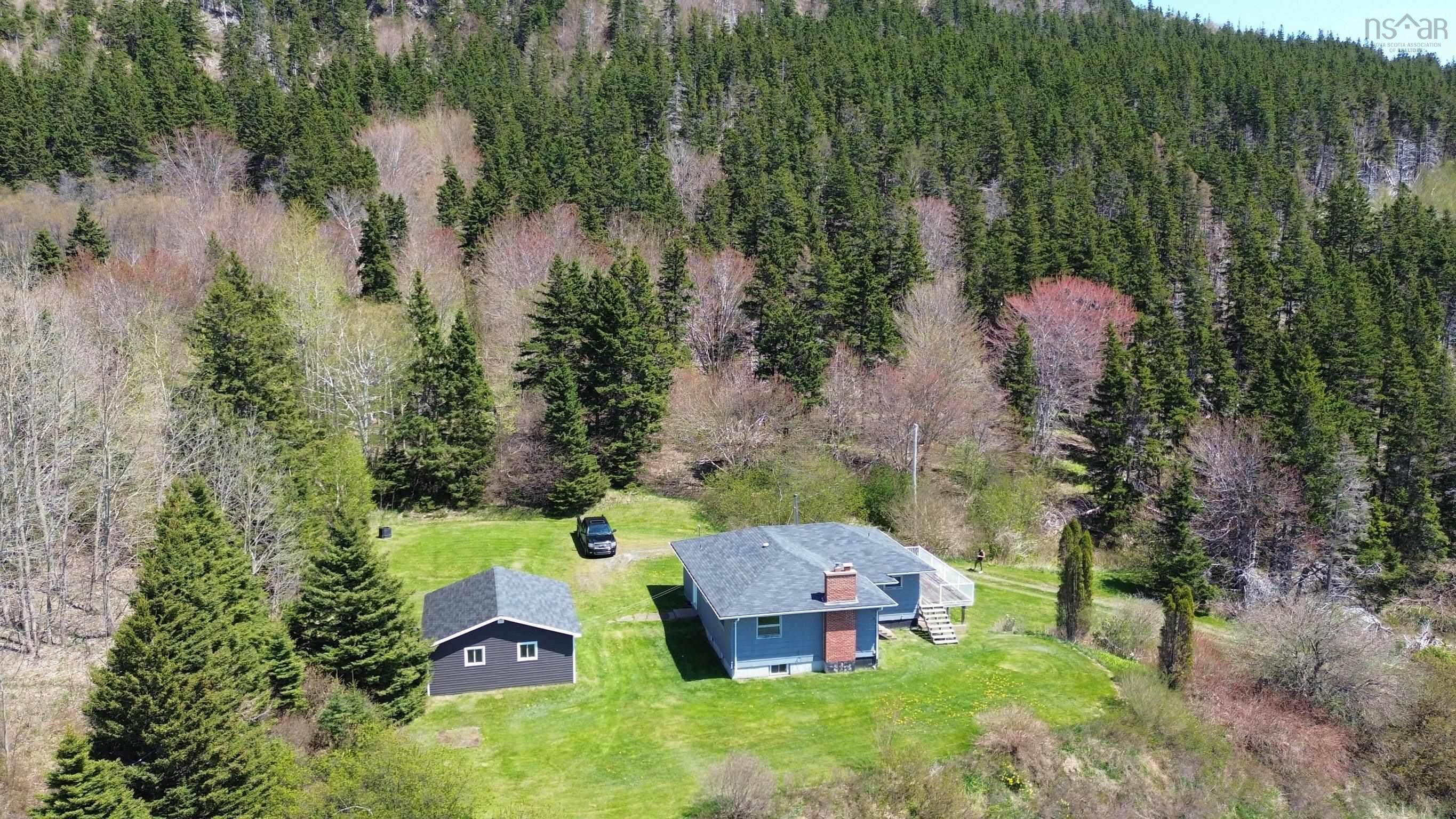 $249,000.00: 3246 Highway 19, Craigmore
