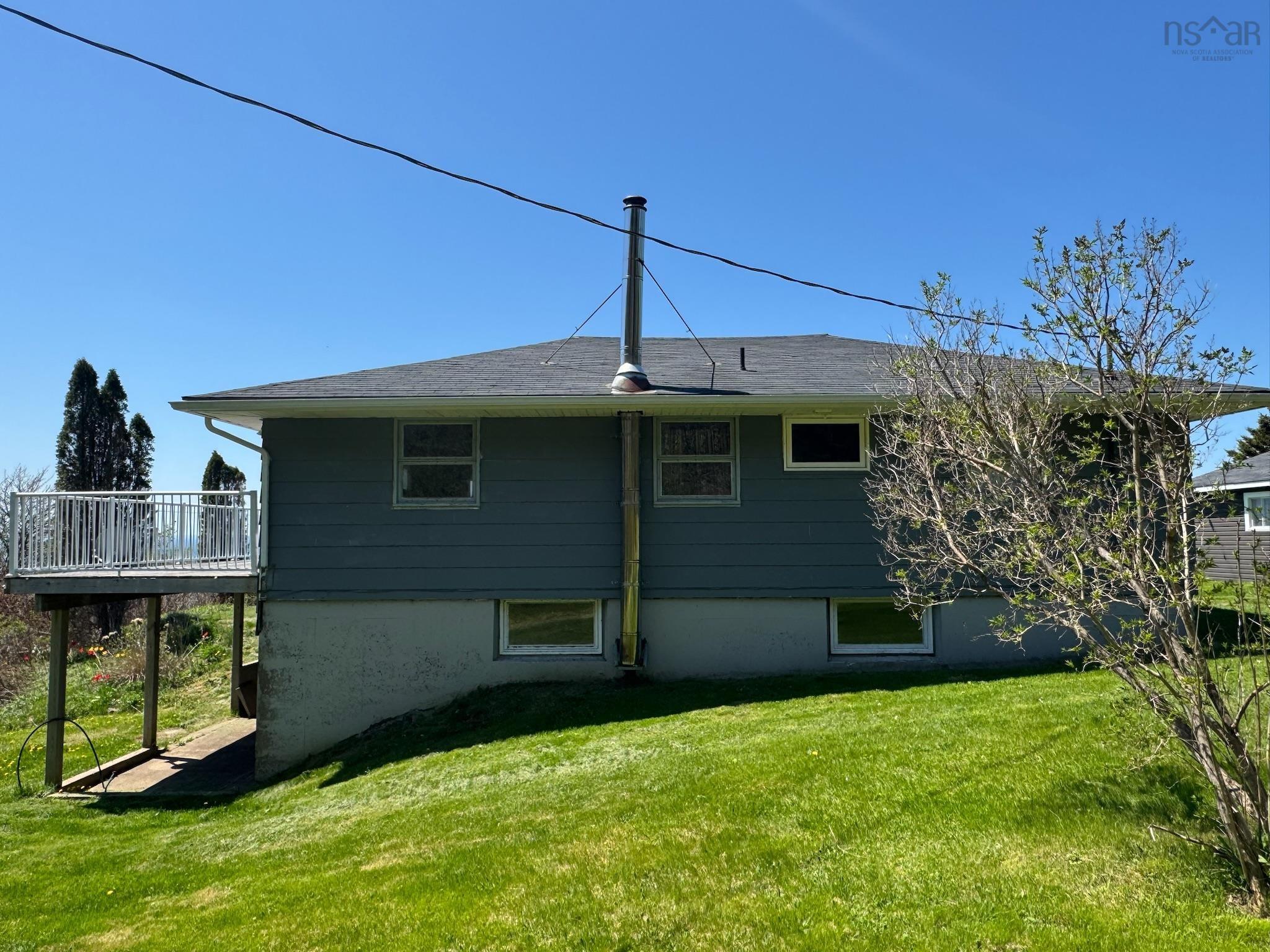 $249,000.00: 3246 Highway 19, Craigmore