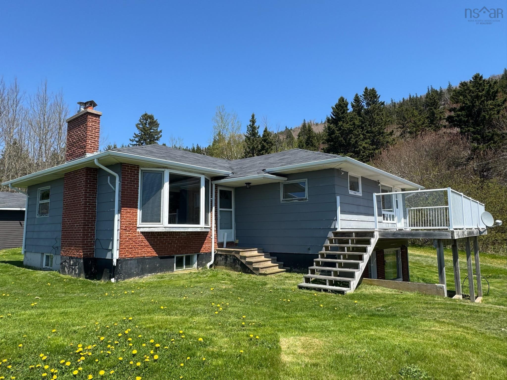 $249,000.00: 3246 Highway 19, Craigmore