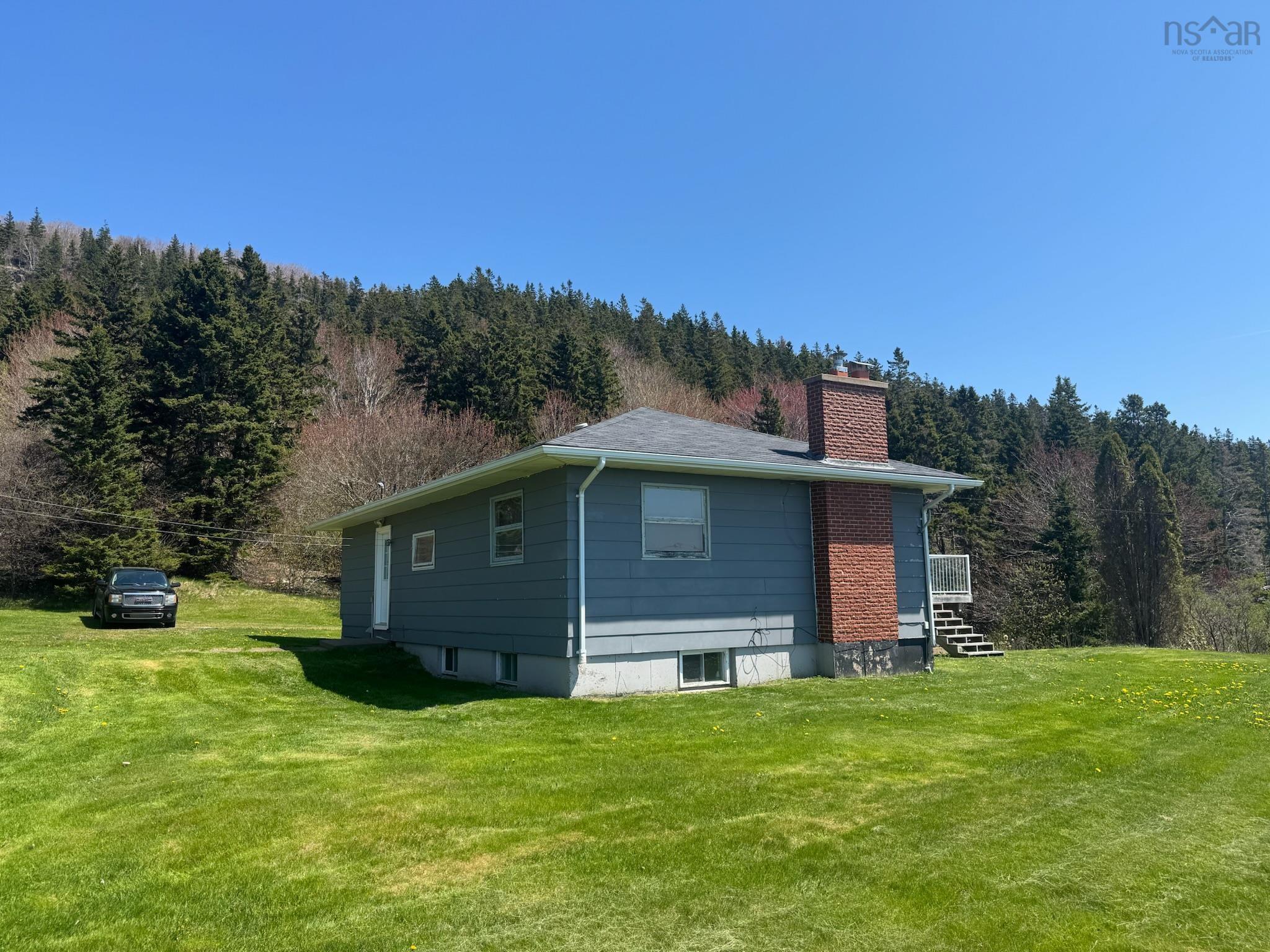 $249,000.00: 3246 Highway 19, Craigmore