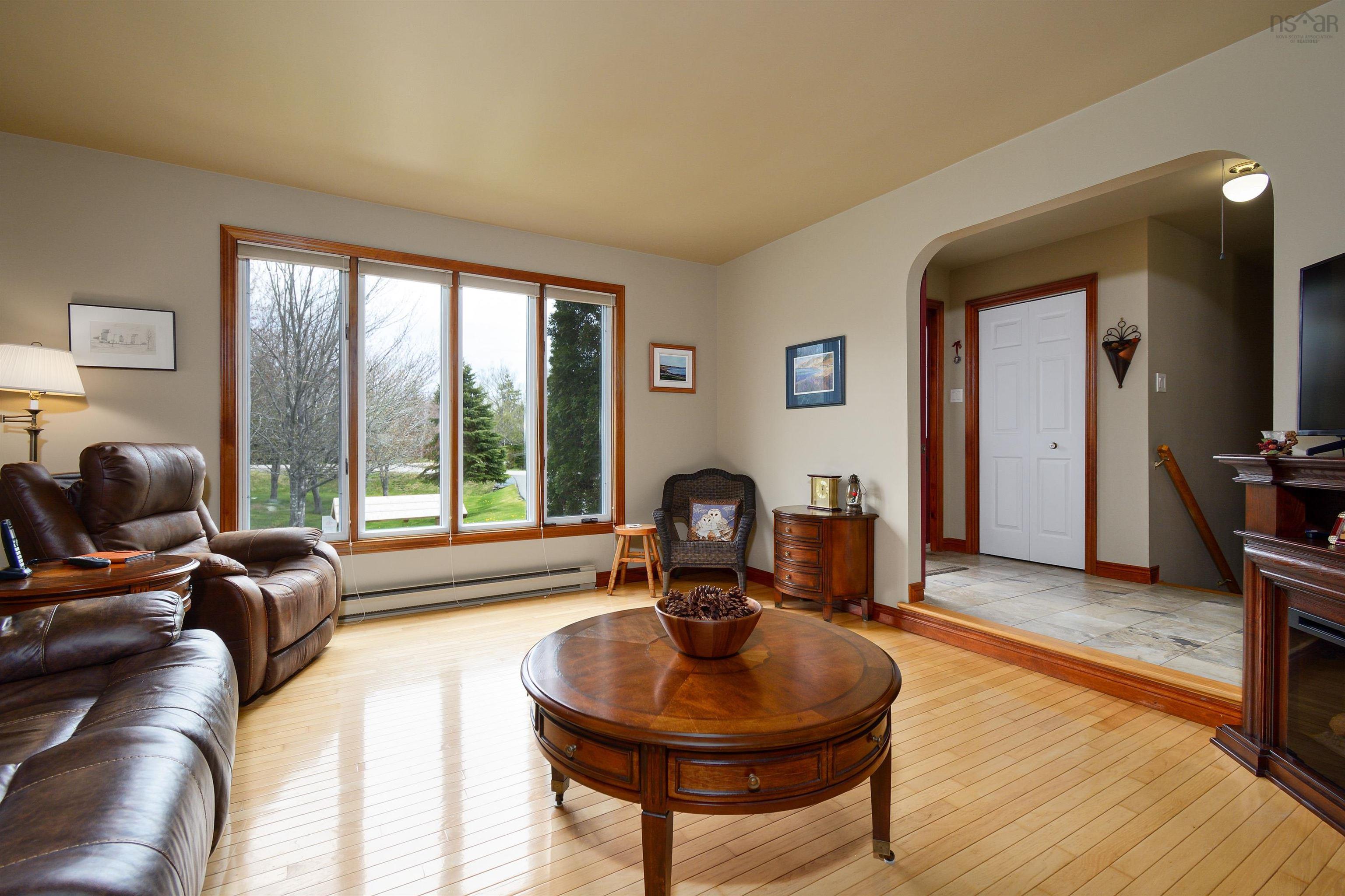 $399,999.00: 2 Birchwood Heights, Albert Bridge