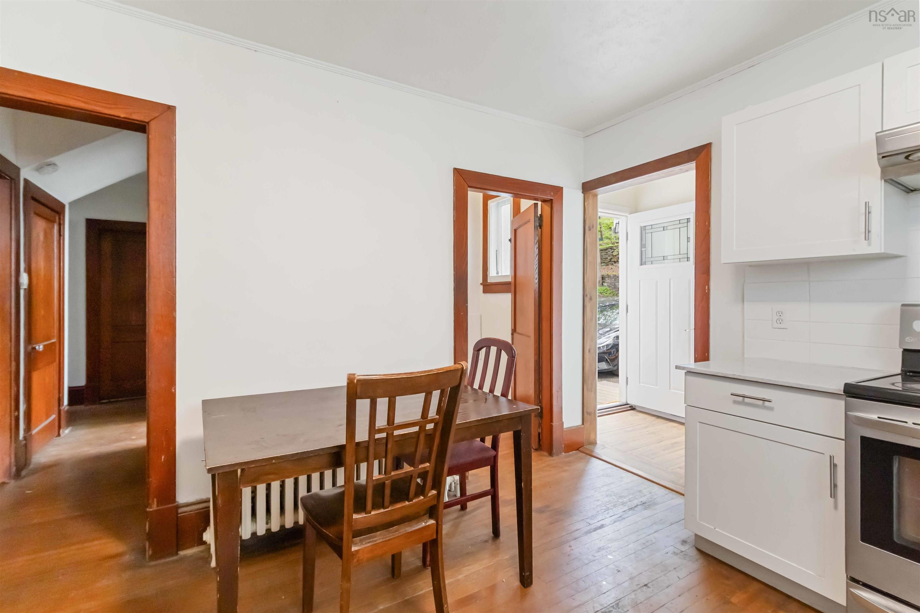 $899,000.00: 16 Birches Drive, Halifax