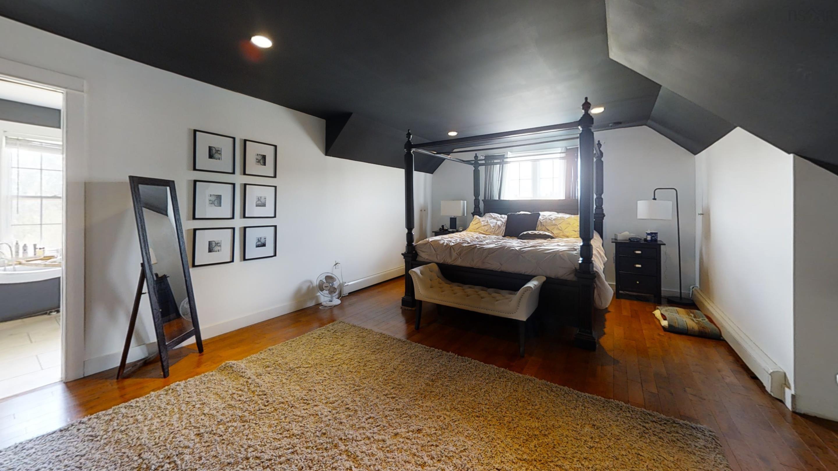 $779,000.00: 6346 Highway 221, Lakeville