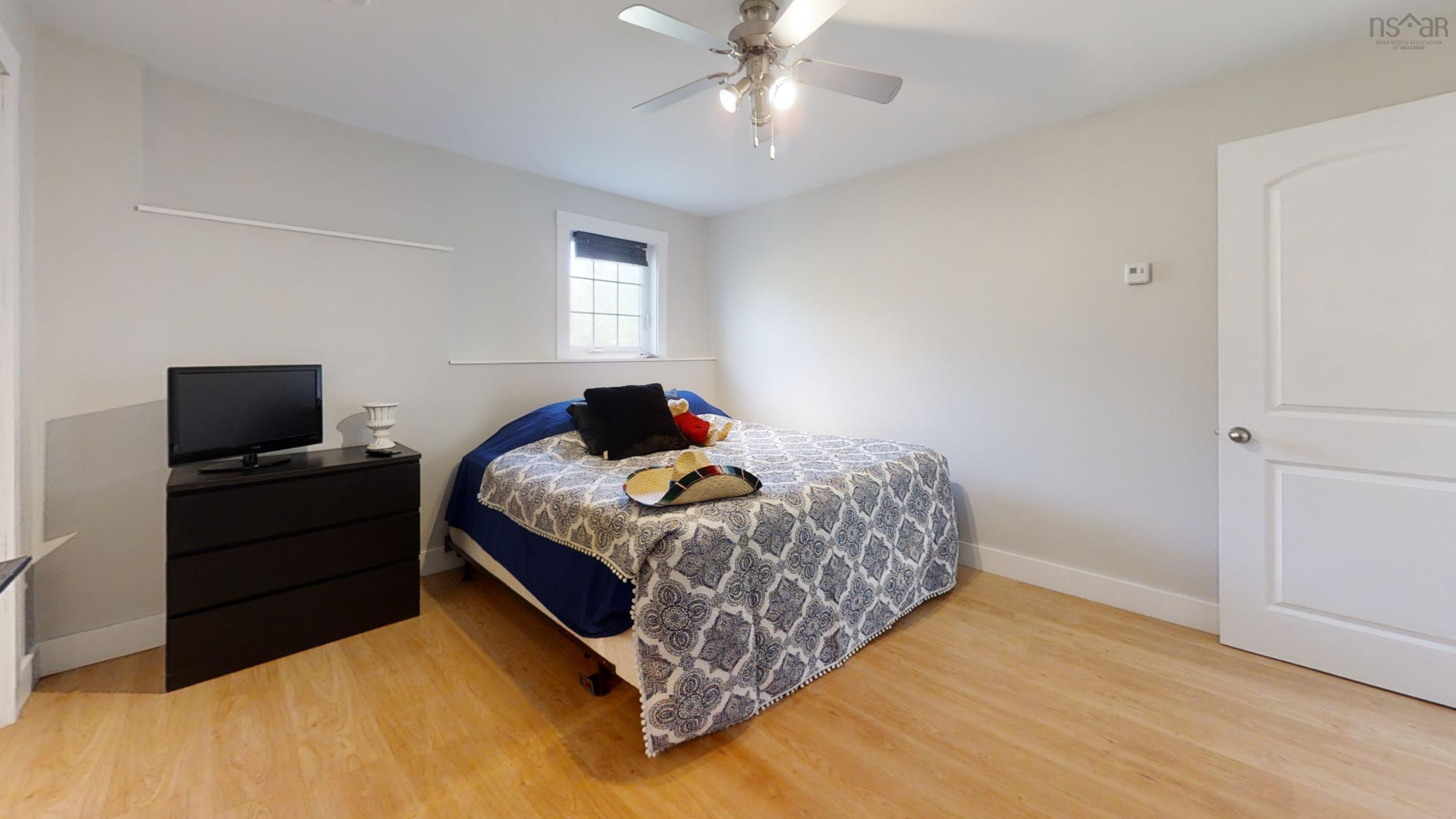 $779,000.00: 6346 Highway 221, Lakeville