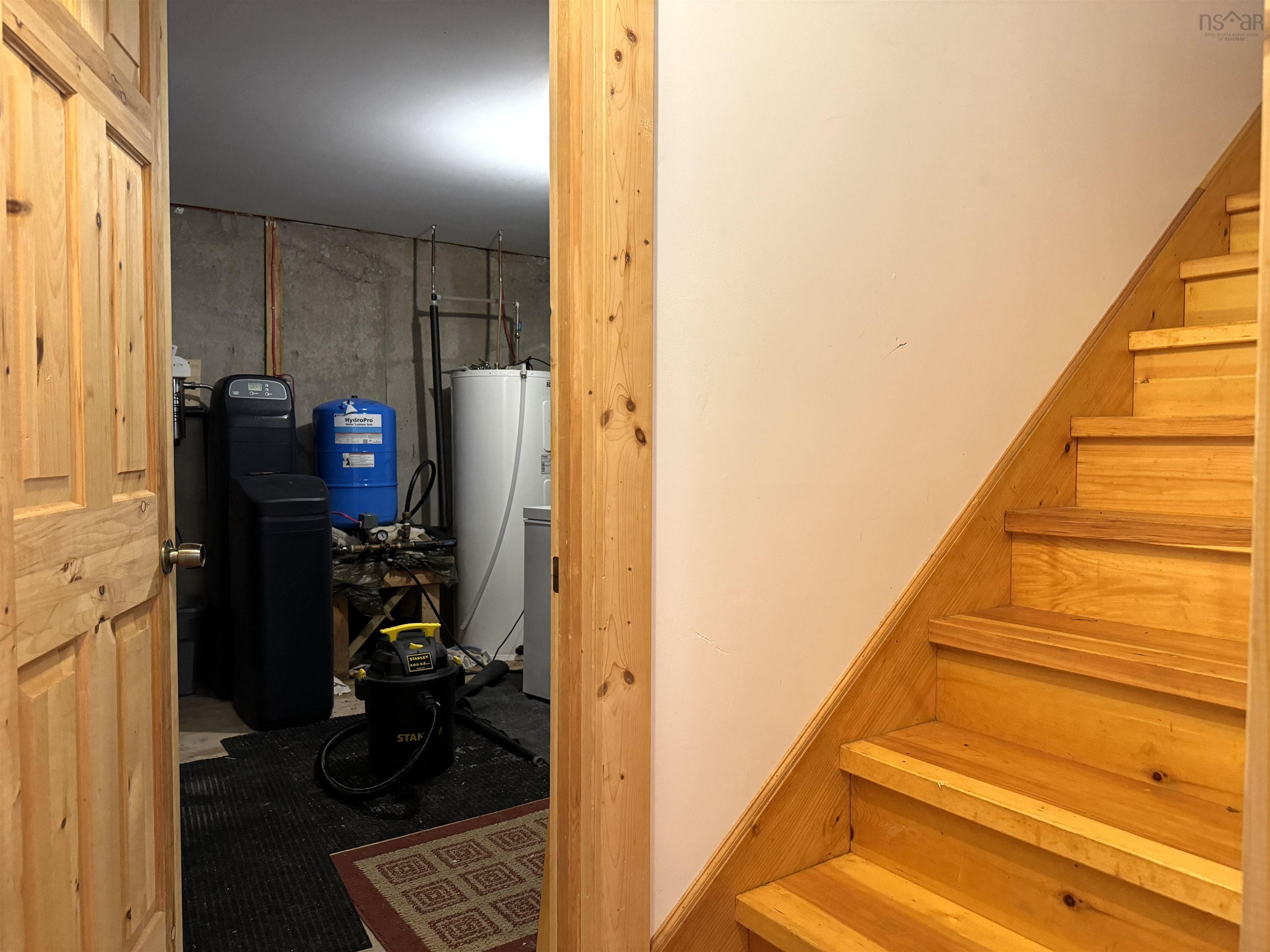 $435,000.00: 215 Helmuts Lane, Cleveland