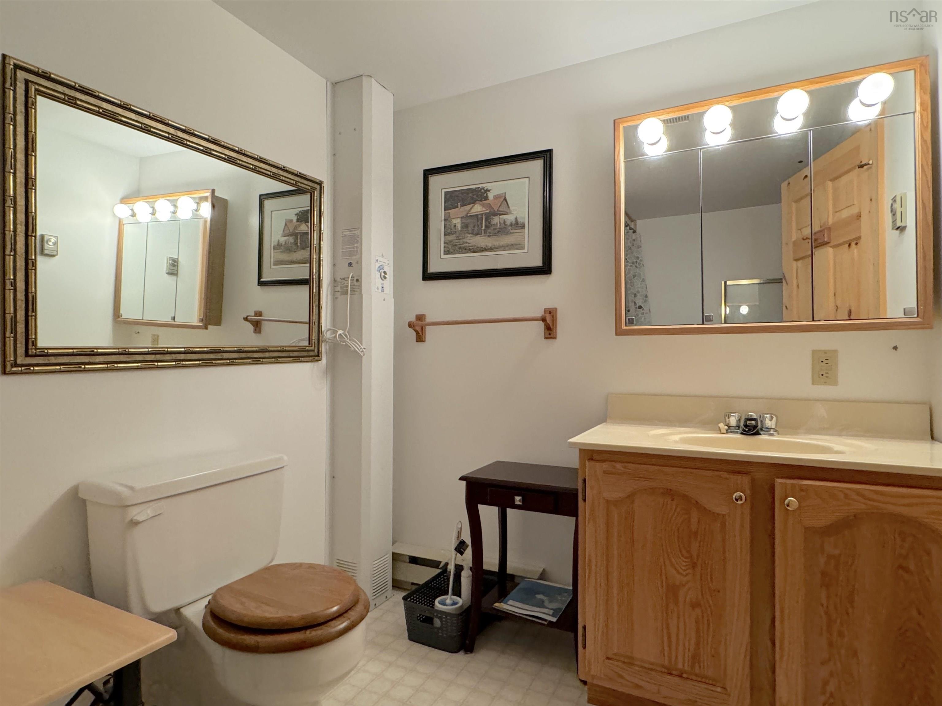 $435,000.00: 215 Helmuts Lane, Cleveland