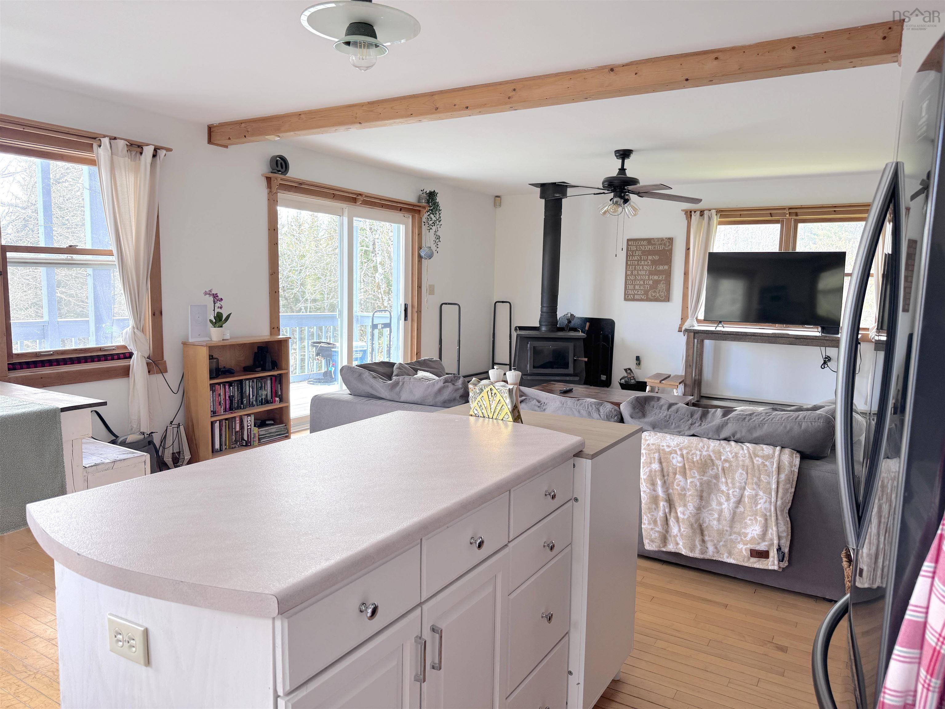 $435,000.00: 215 Helmuts Lane, Cleveland