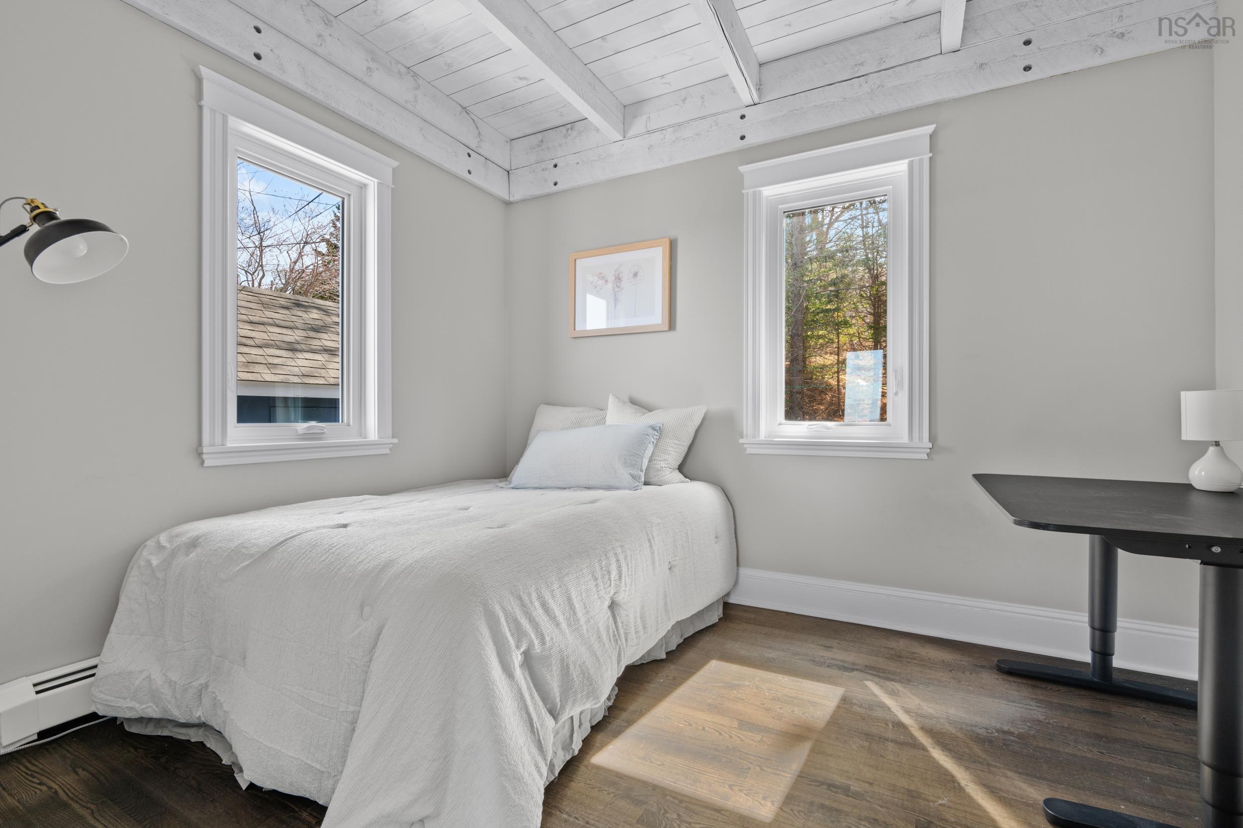 $799,900.00: 500 Mill Cove Shore Road, Birchy Head