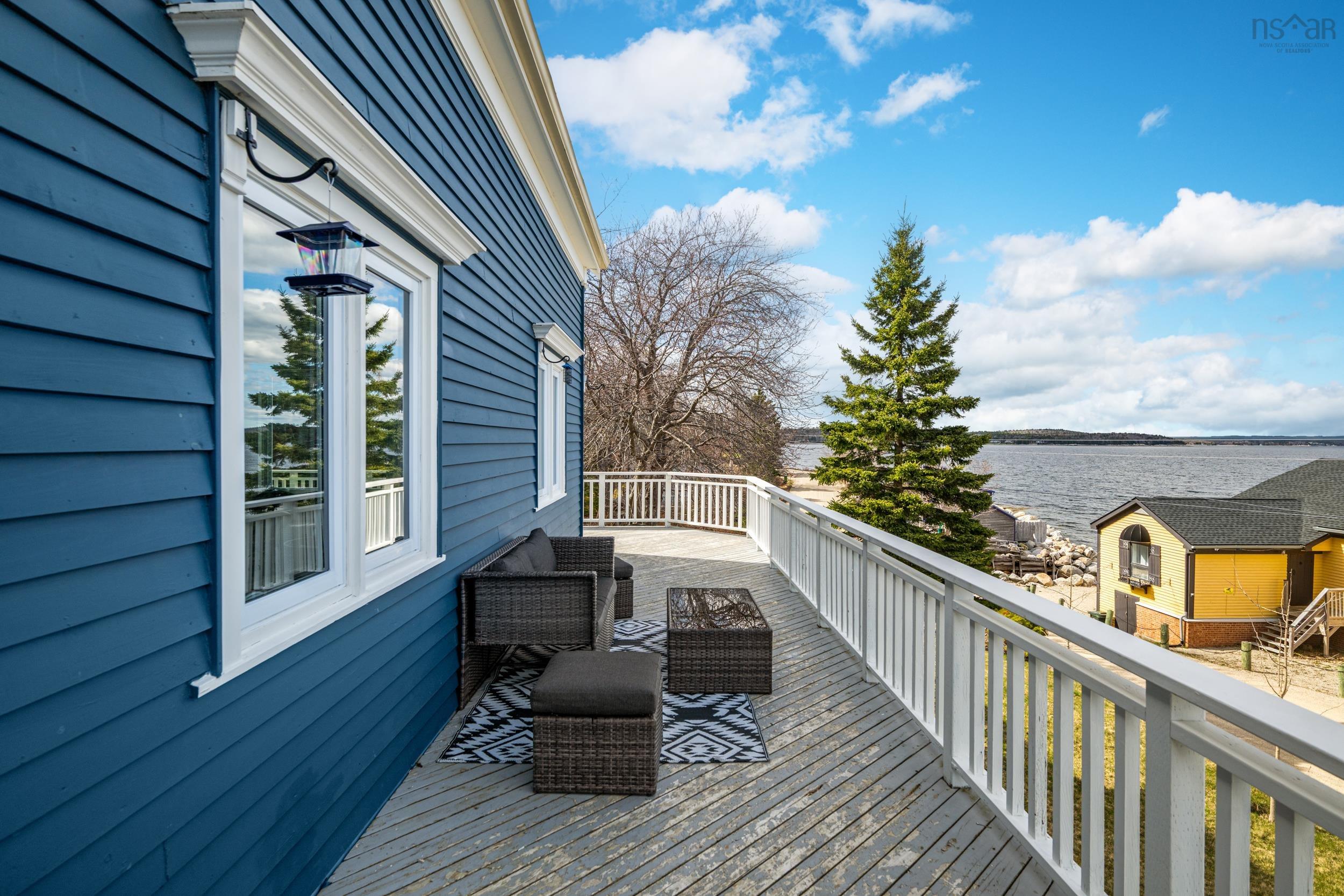 $799,900.00: 500 Mill Cove Shore Road, Birchy Head