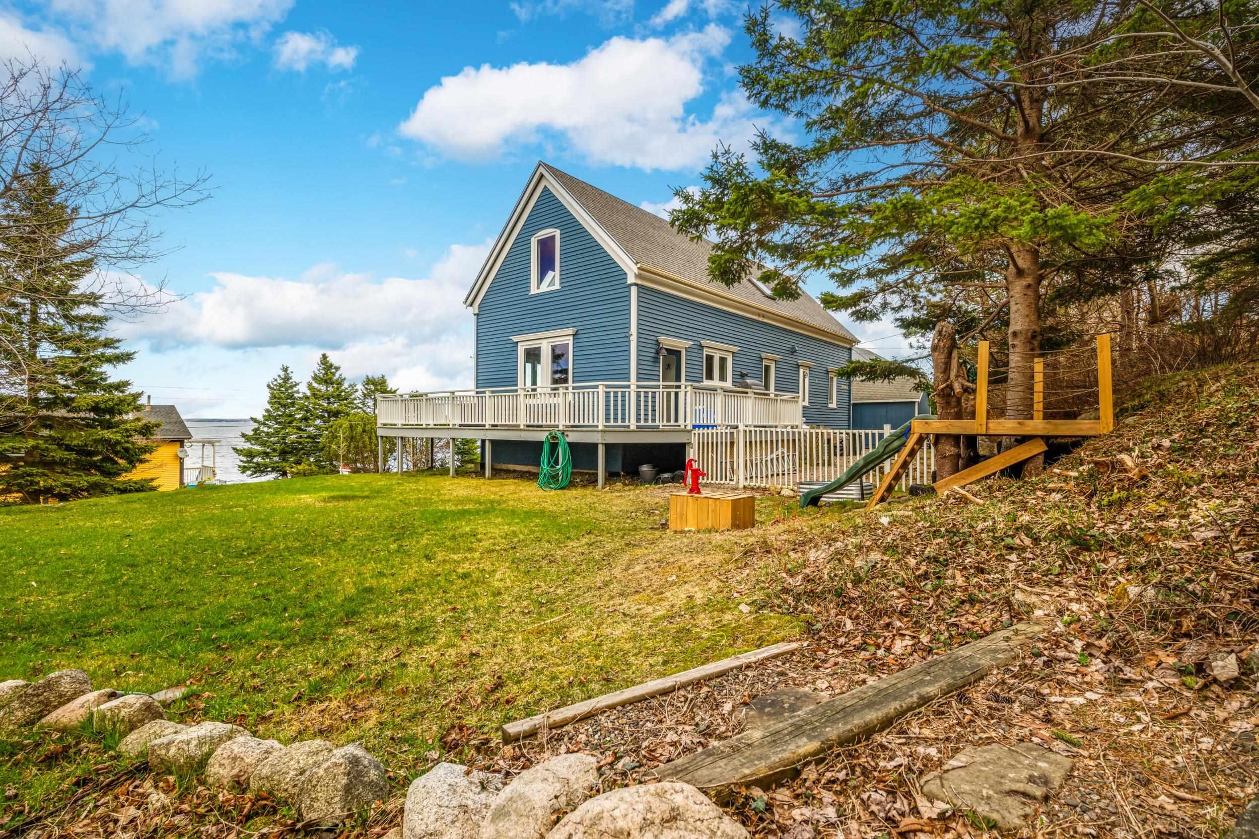 $799,900.00: 500 Mill Cove Shore Road, Birchy Head